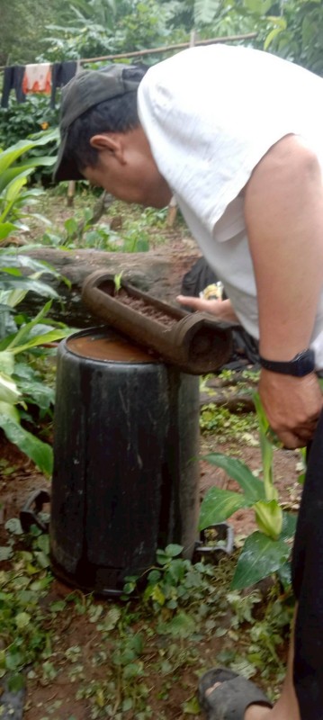 9 กรกฎาคม 2568 รพ.สต.บ้านสันป่าไร่ร่วมกับอาสาสมัครสาธารณสุข หมู่ที่2,3,5,6และ7 รณรงค์สำรวจและทำลายแหล่งเพาะพันธ์ลูกน้ำยุงลาย รอบที่ 1 เดือนกรกฎาคม 2568