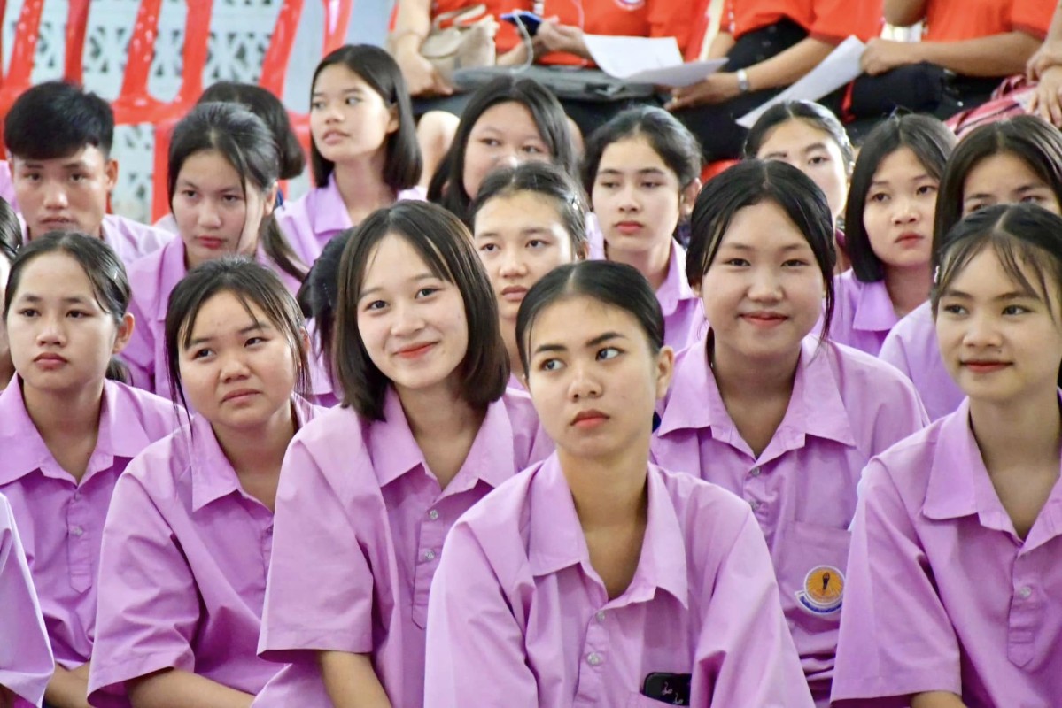 นายกจอย (นายกอบจ.ตาก) พบปะน้องๆนักเรียนโรงเรียนแม่ระมาดวิทยาคม