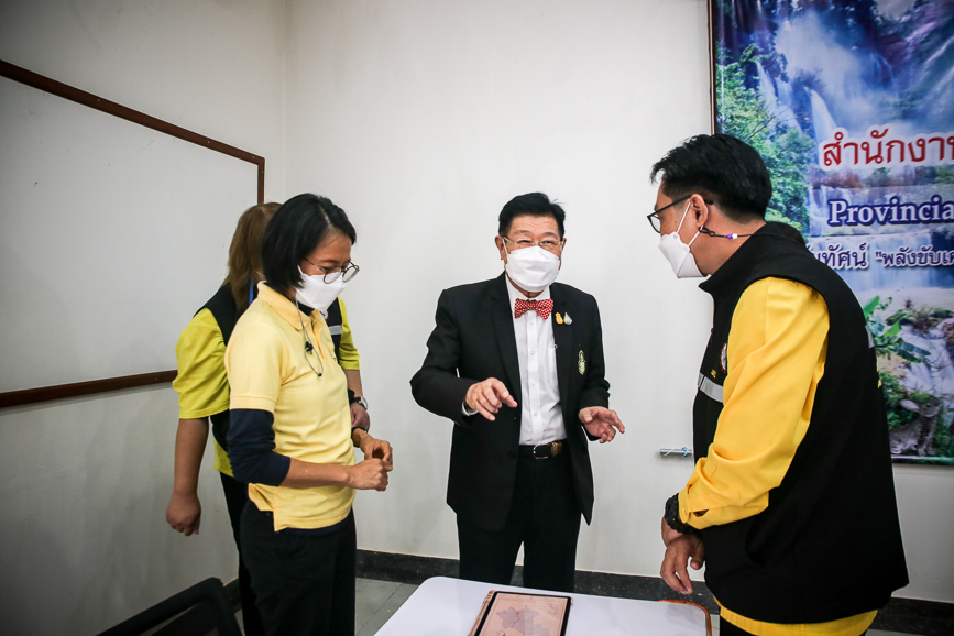 นายก อบจ.ตาก ในฐานะผู้อำนวยการอุทยานธรณีไม้กลายเป็นหินจังหวัดตาก เข้าร่วมการประชุมปรึกษาหารือการพัฒนาและขับเคลื่อนอุทยานธรณีไม้กลายเป็นหินตาก