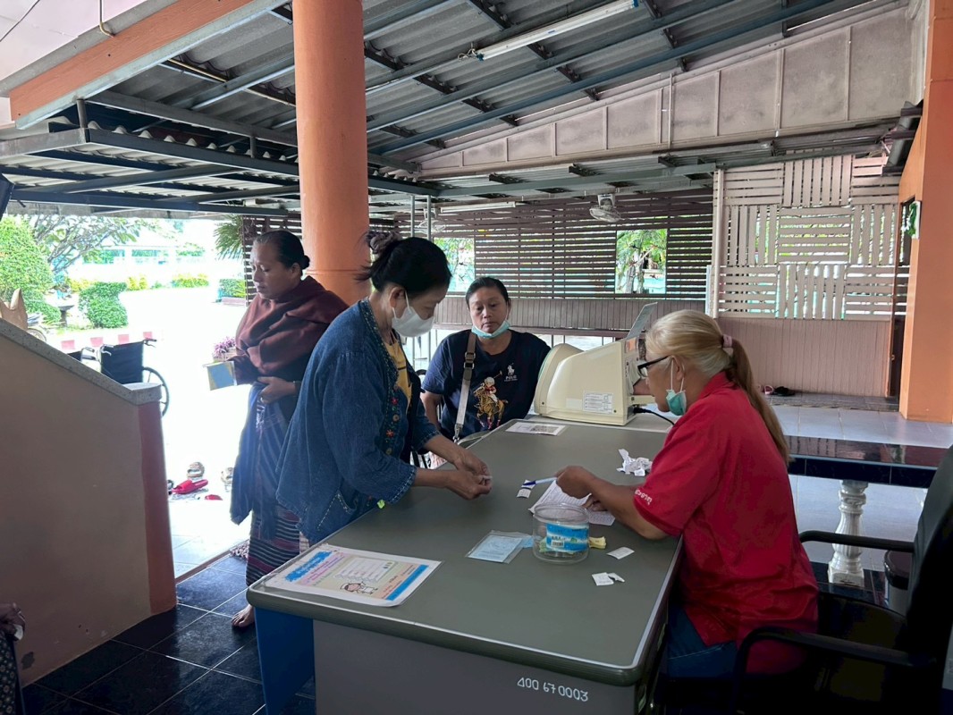 22 ก.ค.68 รพ.สต.บ้านสันป่าไร่ ให้บริการ เจาะเลือด , วัดความดันโลหิต ผู้ป่วยโรคเบาหวาน (NCD กลุ่ม 1 ) จำนวน 22 ราย