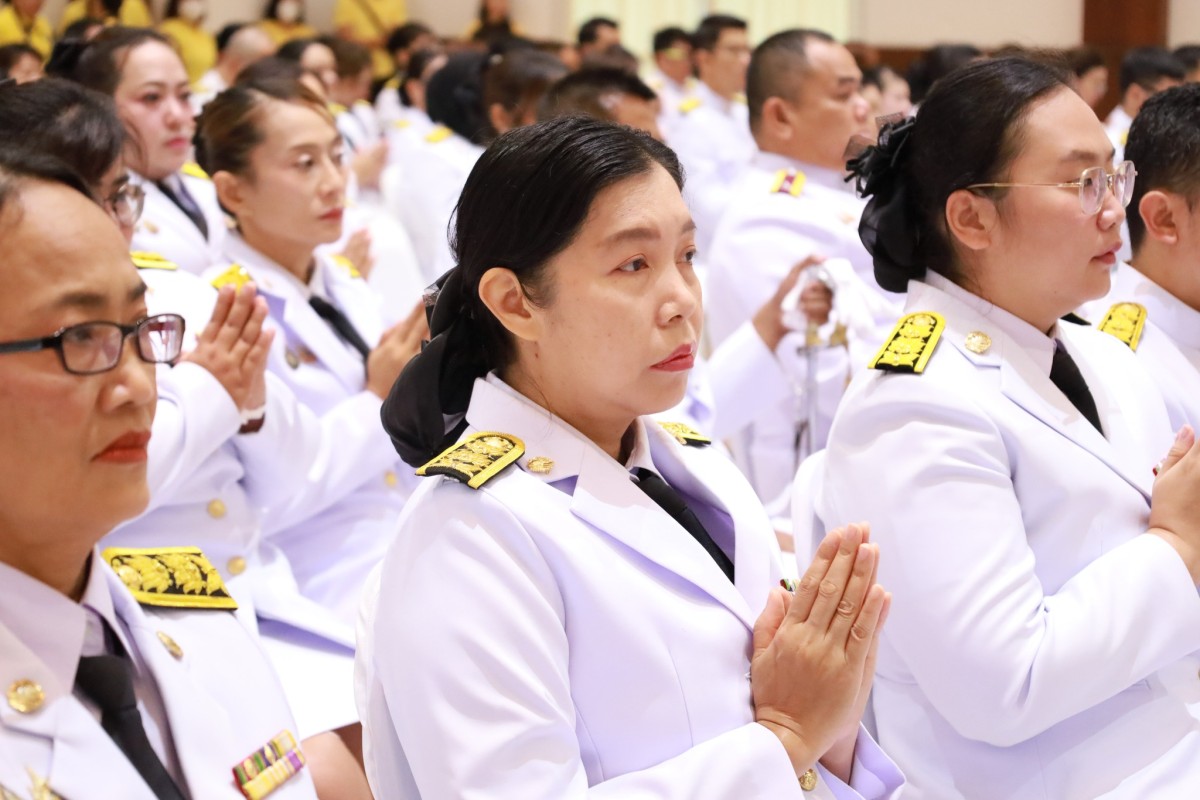 ร่วมพิธีเจริญพระพุทธมนต์และทําบุญตักบาตร (ข้าวสาร อาหารแห้ง) ถวายพระราชกุศล เฉลิมพระเกียรติพระบาทสมเด็จพระเจ้าอยู่หัว เนื่องในโอกาสวันเฉลิมพระชนมพรรษา ๒๘ กรกฎาคม ๒๕๖๘ 