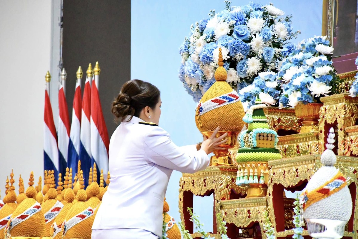 นายก อบจ.ตาก ร่วมพิธีถวายเครื่องราชสักการะและวางพานพุ่ม และพิธีจุดเทียนถวายพระพรชัยมงคล เนื่องในโอกาสวันเฉลิมพระชนมพรรษา 12 สิงหาคม 2568