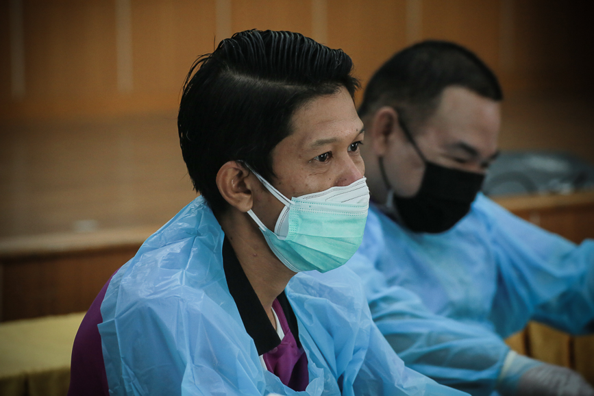 อบจ.ตาก ตรวจคัดกรองด้วยชุดตรวจ Atigen Test Kid (ATK) ให้แก่บุคลากรในสังกัด ตามนโยบาย นายก อบจ.ตาก เพื่อป้องกันการแพร่ระบาดของโรค covid-19