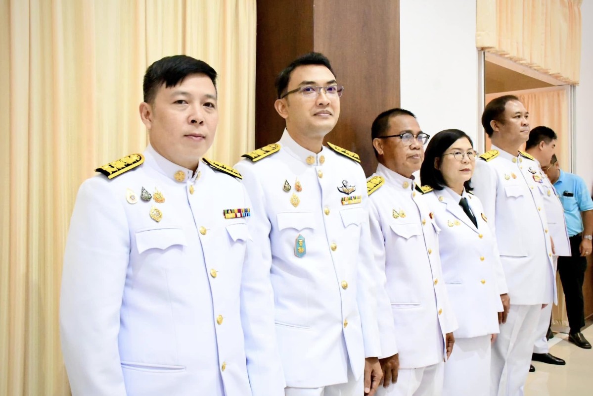 นายก อบจ.ตาก ร่วมพิธีถวายเครื่องราชสักการะและวางพานพุ่ม และพิธีจุดเทียนถวายพระพรชัยมงคล เนื่องในโอกาสวันเฉลิมพระชนมพรรษา 12 สิงหาคม 2568