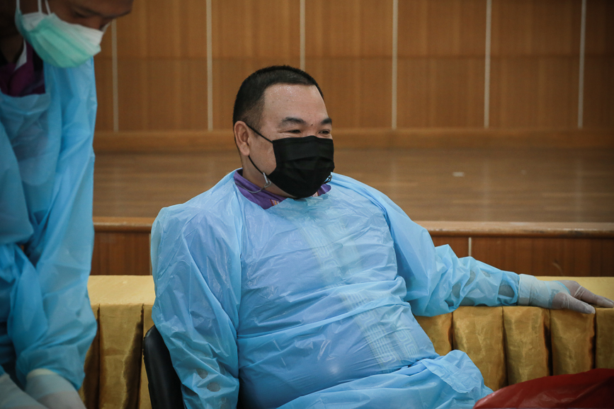 อบจ.ตาก ตรวจคัดกรองด้วยชุดตรวจ Atigen Test Kid (ATK) ให้แก่บุคลากรในสังกัด ตามนโยบาย นายก อบจ.ตาก เพื่อป้องกันการแพร่ระบาดของโรค covid-19