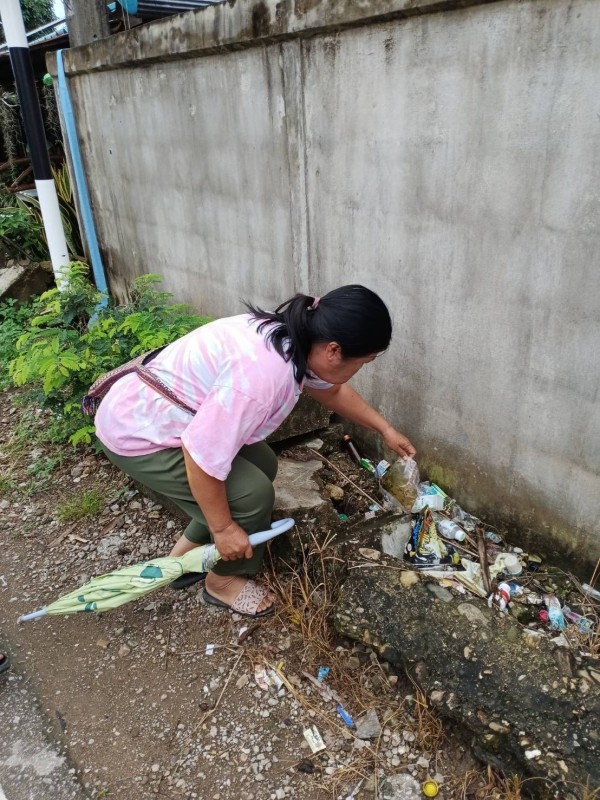 18 สิงหาคม 2568 รพ.สต.บ้านสันป่าไร่ ร่วมกับอาสาสมัครสาธารณสุขหมู่ที่2,3,5,6และ7 รณรงค์สำรวจและทำลายแหล่งเพาะพันธ์ลูกน้ำยุงลาย รอบที่ 2 เดือน สิงหาคม 2568