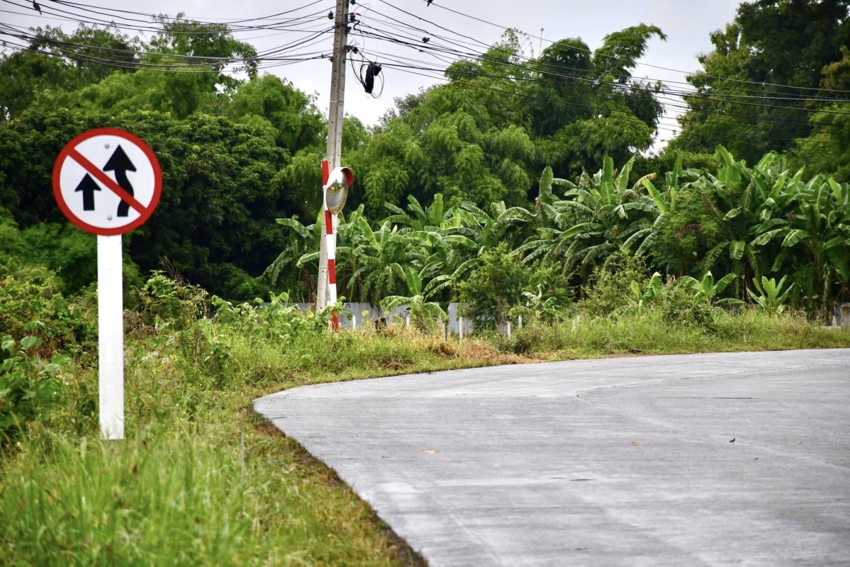 นายกจอย (นายก อบจ.ตาก) ลงพื้นที่ตรวจติดตามโครงการปรับปรุงถนน ในพื้นที่ อ.บ้านตาก - อ.สามเงา งบประมาณ 1,045,000 บาท