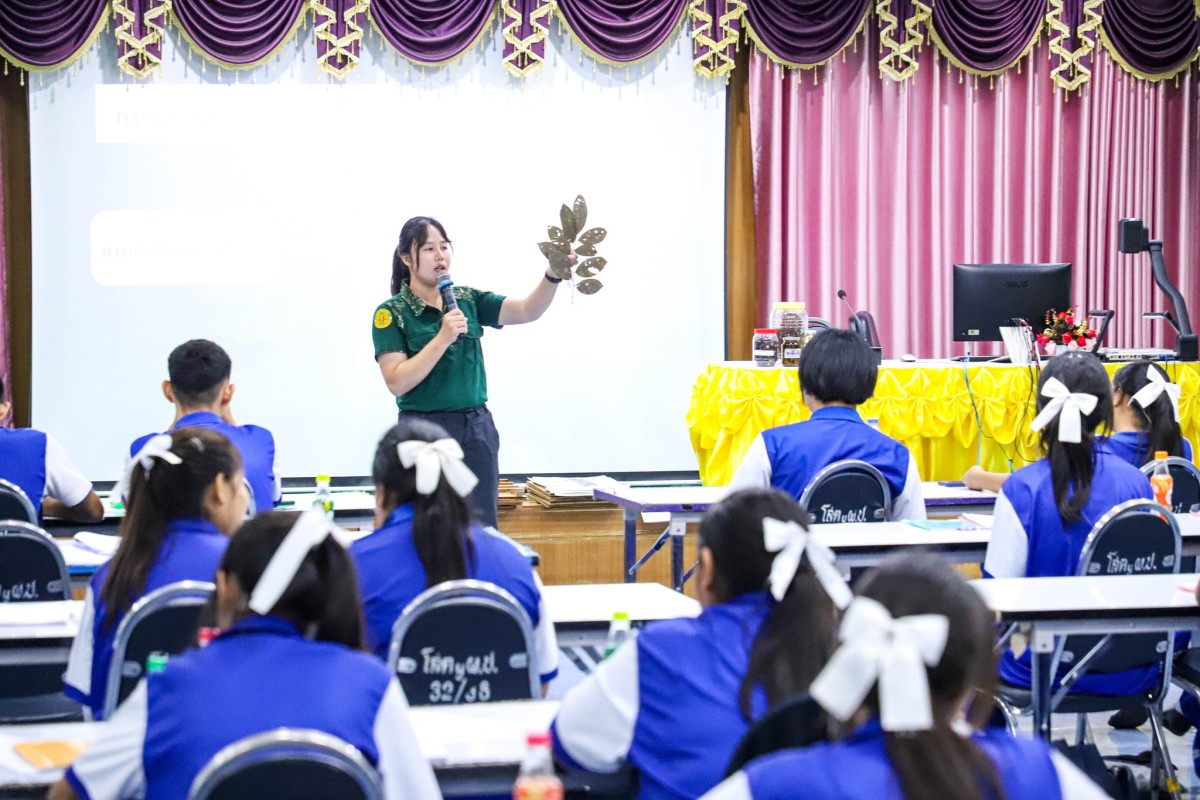 รองปลัด อบจ.ตาก เป็นประธานเปิดโครงการอนุรักษ์พันธุกรรมพืช อันเนื่องมาจากพระราชดำริ สมเด็จพระเทพรัตนราชสุดาฯ สยามบรมราชกุมารี องค์การบริหารส่วนจังหวัดตาก ประจำปีงบประมาณ พ.ศ. 2568