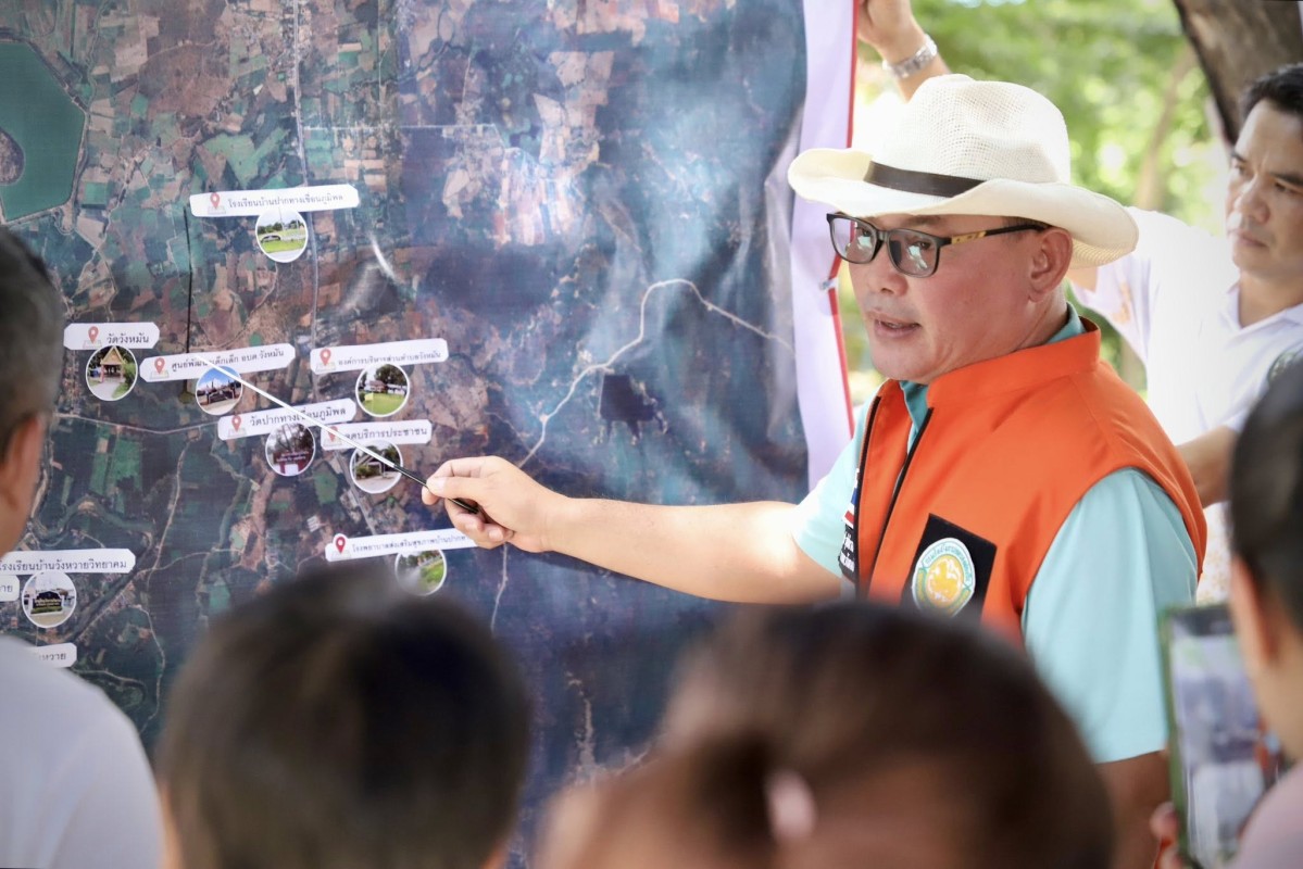 นายกจอย (นายก อบจ.ตาก) ประชุมหารือเตรียมความพร้อมอุทกภัยในพื้นที่ ต.วังหมัน อ.สามเงา