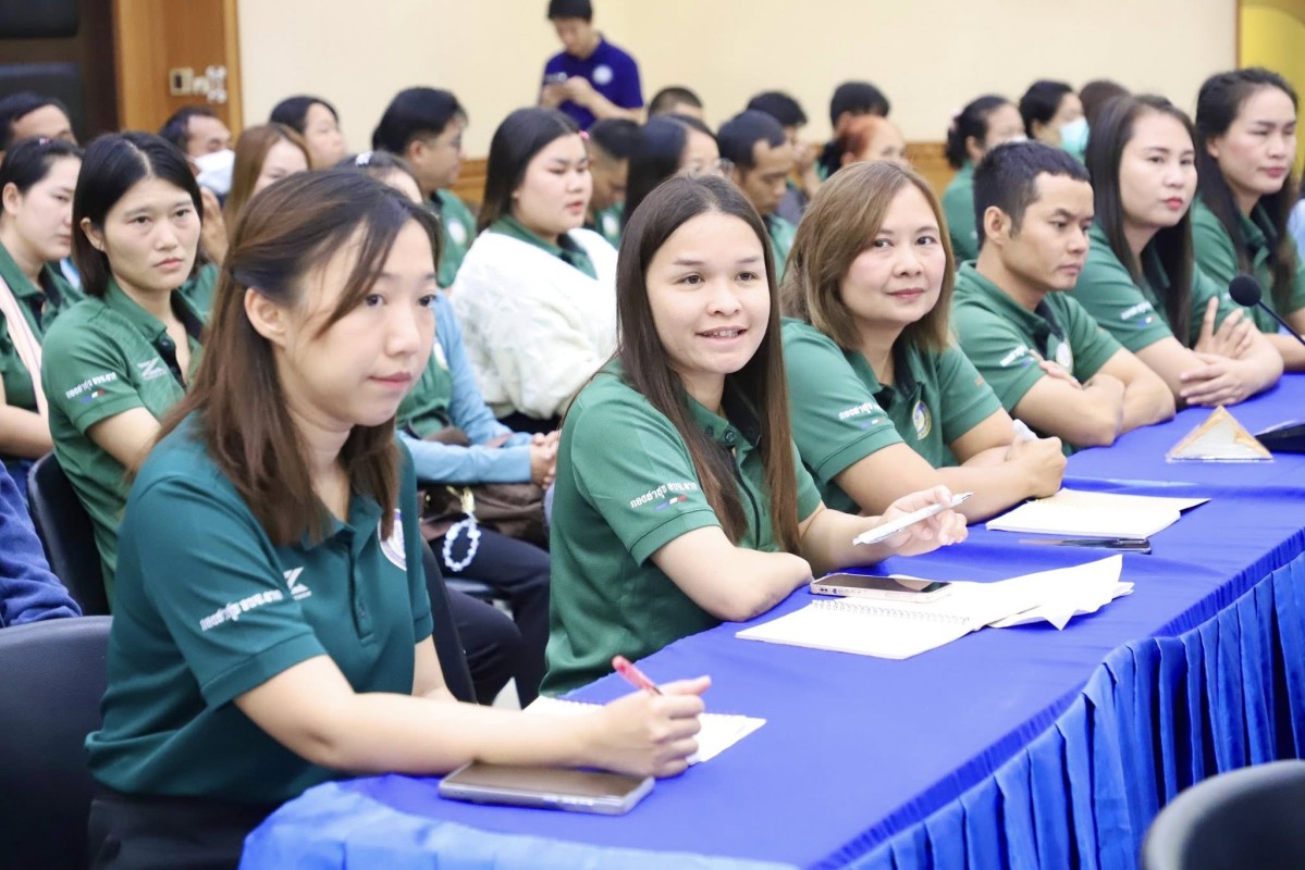 นายกจอย  (นายก อบจ.ตาก) เป็นประธานการประชุมติดตาม การปฏิบัติงานของโรงพยาบาลส่งเสริมสุขภาพตำบล และสถานีอนามัยเฉลิมพระเกียรติ 60 พรรษานวมินทราชินี