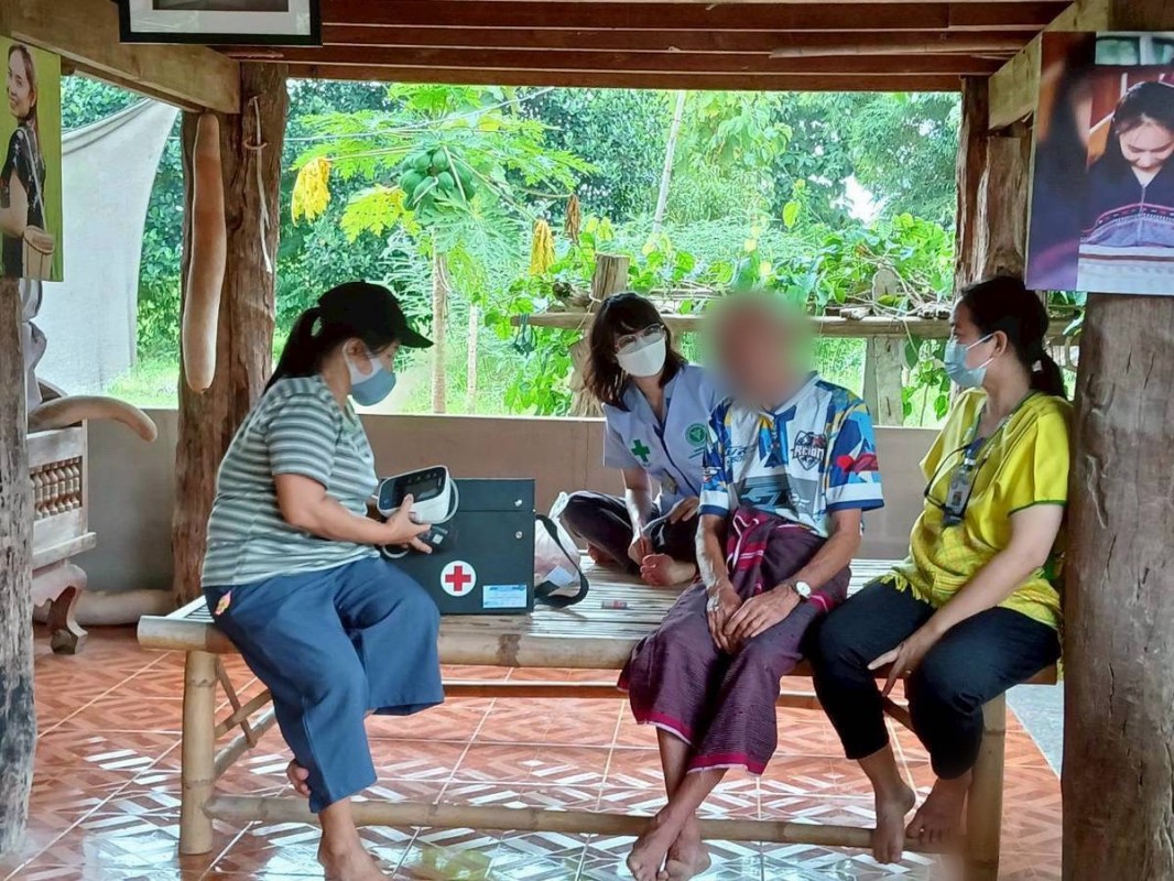 5 กันยายน 2568 นางอัจฉรา ทวีเกื้อกูลกิจ นายกองค์การบริหารส่วนจังหวัดตาก มอบหมายให้ รพ.สต.บ้านสันป่าไร่ โดยนางเสาร์แก้ว อ่วมพิทยา เจ้าพนักงานสาธารณสุข ร่วมกับ จนท.กลุ่มงานจิตเวชและยาเสพติด รพ.แม่ระมาด และเครือข่ายคนต่อชีวิต ม.3 บ้านป่าไร่เหนือ เยี่ยมบ้านกล