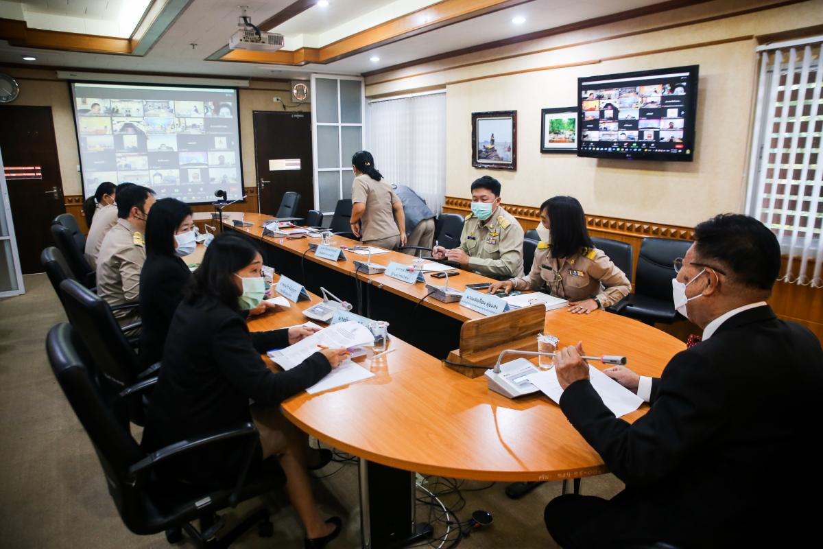 นายก อบจ.ตาก เข้าร่วมประชุมเพื่อหารือแนวทางในการถ่ายโอนภารกิจสถานีอนามัยเฉลิมพระเกียรติ 60 พรรษา นวมินทราชินี และโรงพยาบาลส่งเสริมสุขภาพตำบล (รพ.สต.) ให้แก่องค์การบริหารส่วนจังหวัด