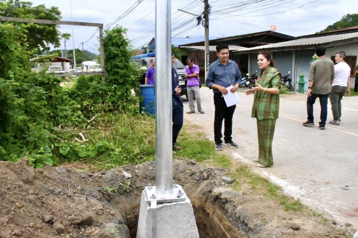 นายกจอย (นายก อบจ.ตาก) ตรวจติดตามโครงการถนนปลอดภัย อ.เมืองตาก เชื่อม อ.บ้านตาก งบประมาณ 488,900 บาท 