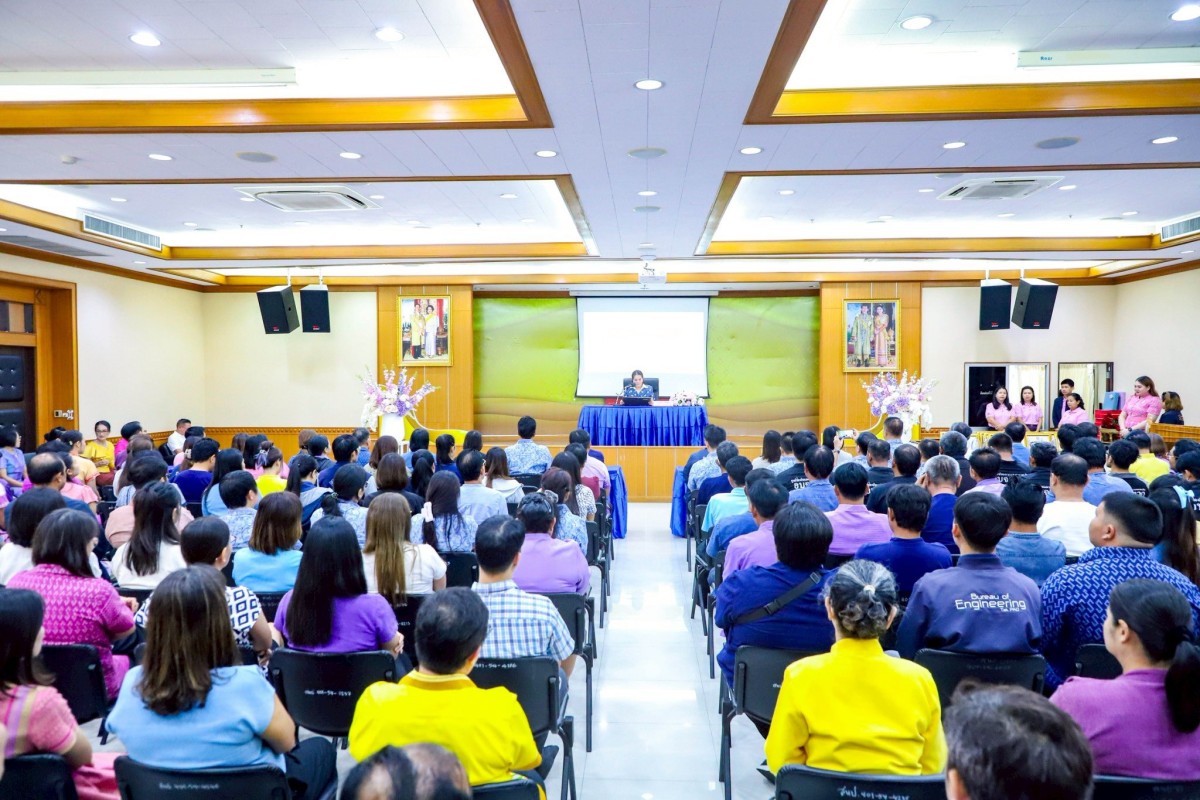 นายก อบจ.ตาก (นายกจอย) เป็นประธานเปิดโครงการประชุมสัมมนาผู้บริหาร ข้าราชการ ลูกจ้างประจำ และพนักงานจ้าง สังกัดองค์การบริหารส่วนจังหวัดตาก ประจำปีงบประมาณ พ.ศ. 2568