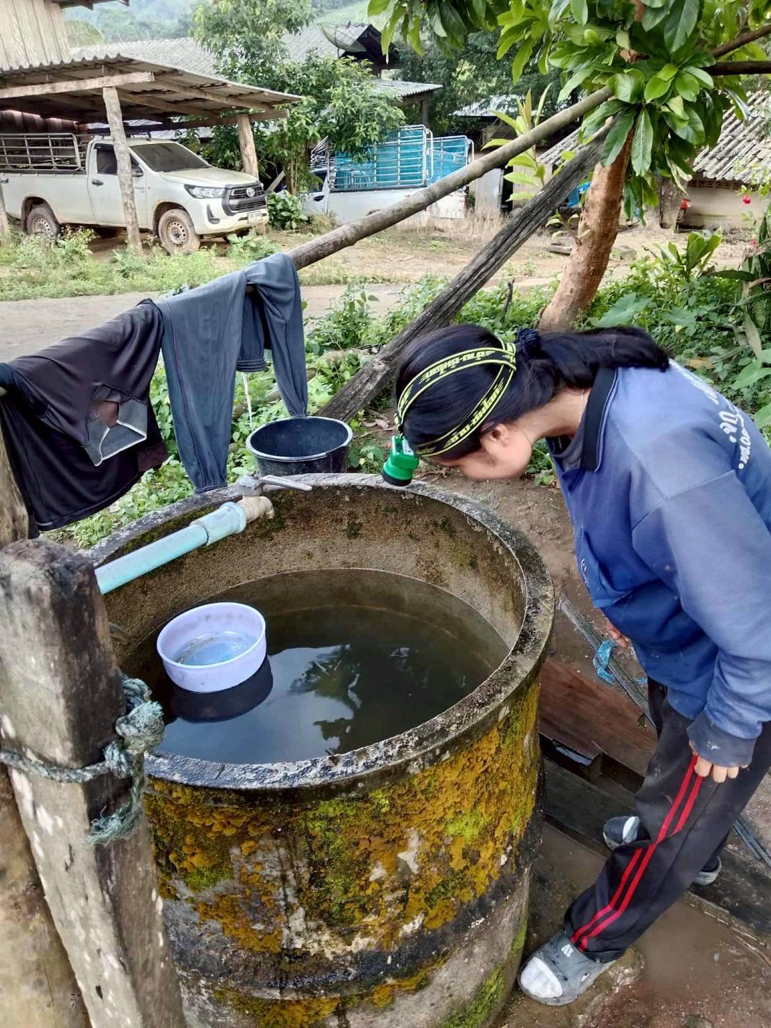 9 ตุลาคม 2568 นางอัจฉรา ทวีเกื้อกูลกิจ นายกองค์การบริหารส่วนจังหวัดตาก มอบหมายให้ รพ.สต.บ้านสันป่าไร่ ร่วมกับอาสาสมัครสาธารณสุขหมู่ที่ 2,3,5,6และ7 รณรงค์สำรวจและทำลายแหล่งเพาะพันธ์ลูกน้ำยุงลาย รอบที่ 1 เดือน ตุลาคม 2568