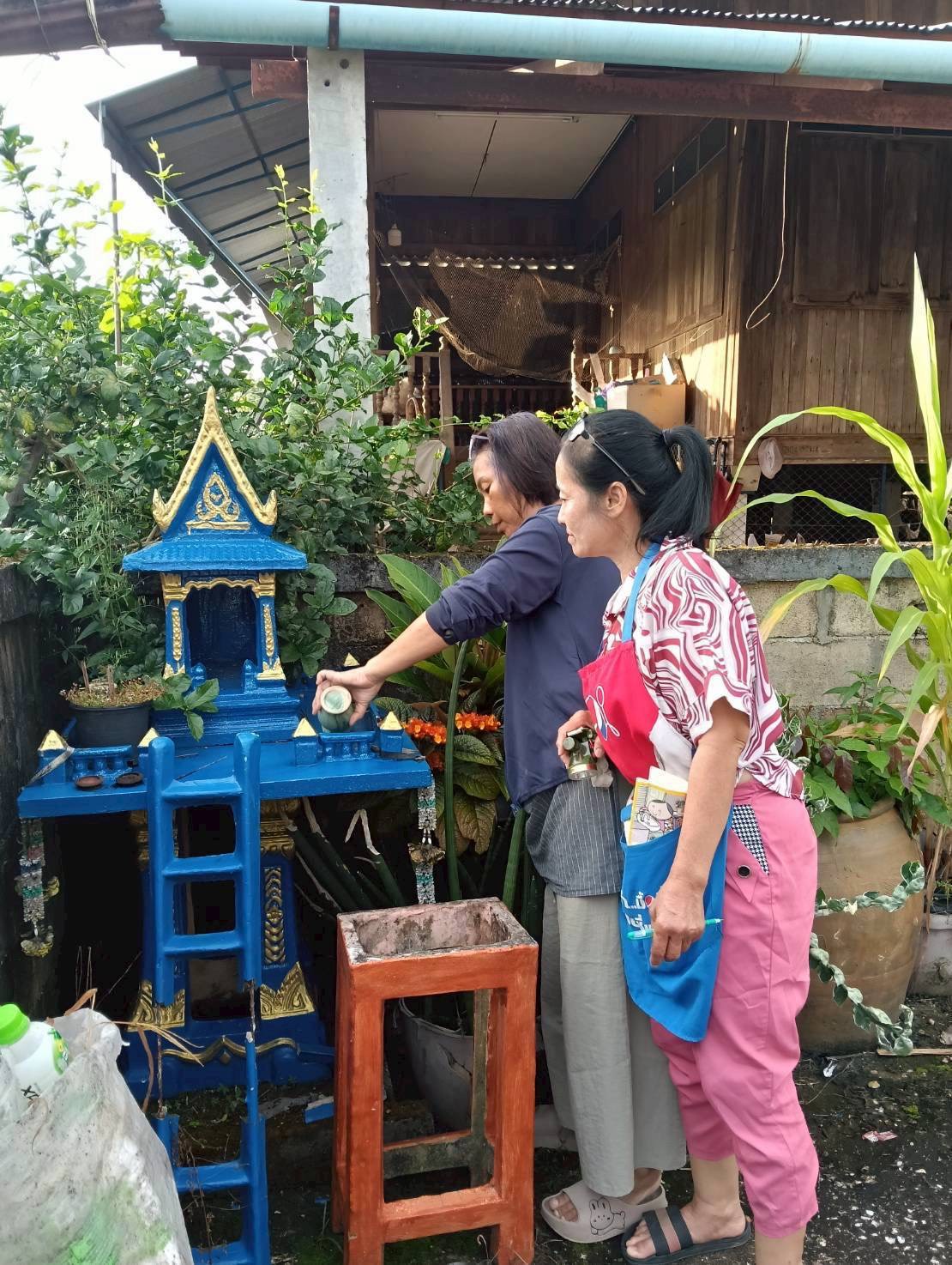 9 ตุลาคม 2568 นางอัจฉรา ทวีเกื้อกูลกิจ นายกองค์การบริหารส่วนจังหวัดตาก มอบหมายให้ รพ.สต.บ้านสันป่าไร่ ร่วมกับอาสาสมัครสาธารณสุขหมู่ที่ 2,3,5,6และ7 รณรงค์สำรวจและทำลายแหล่งเพาะพันธ์ลูกน้ำยุงลาย รอบที่ 1 เดือน ตุลาคม 2568