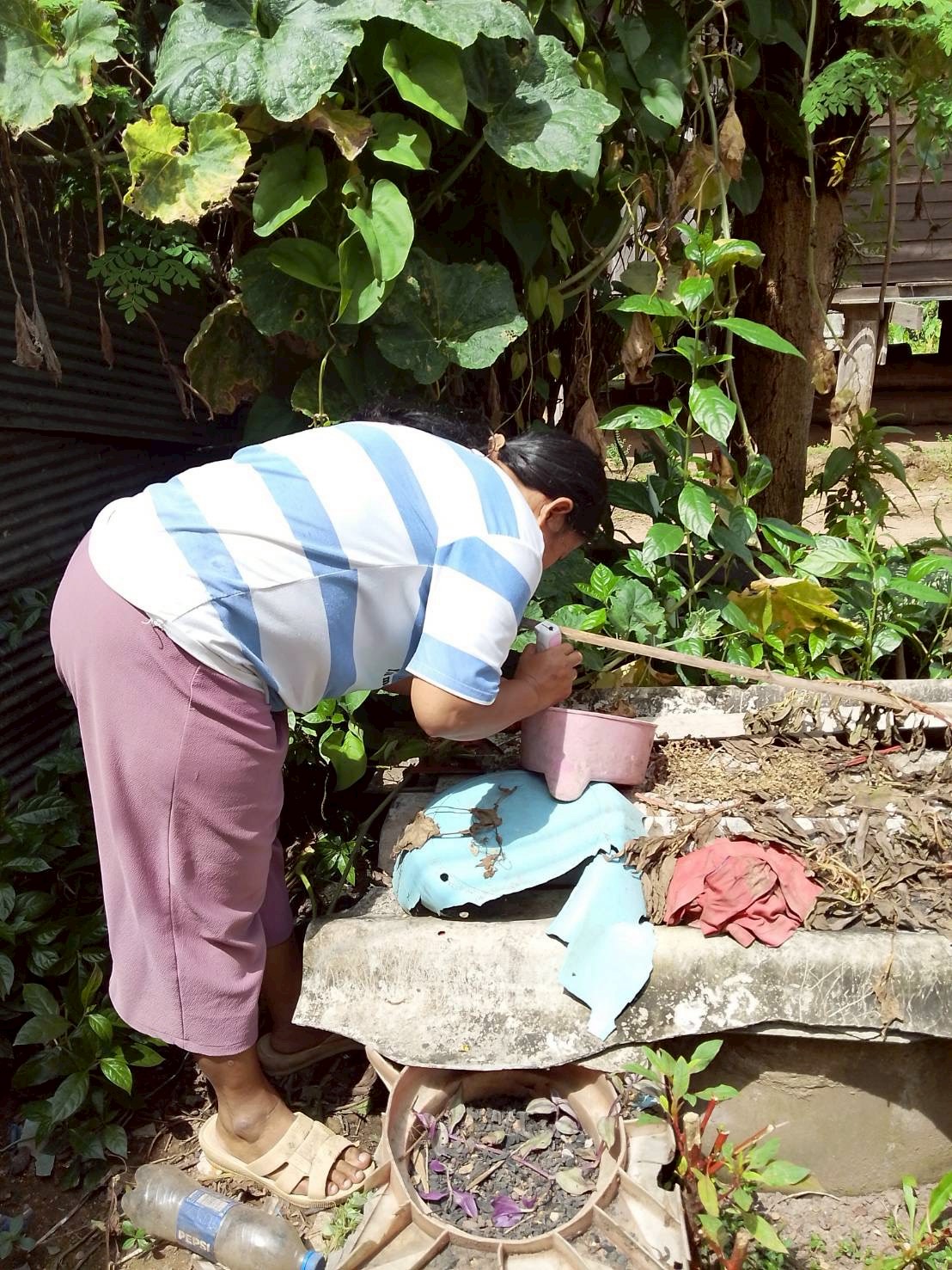 9 ตุลาคม 2568 นางอัจฉรา ทวีเกื้อกูลกิจ นายกองค์การบริหารส่วนจังหวัดตาก มอบหมายให้ รพ.สต.บ้านสันป่าไร่ ร่วมกับอาสาสมัครสาธารณสุขหมู่ที่ 2,3,5,6และ7 รณรงค์สำรวจและทำลายแหล่งเพาะพันธ์ลูกน้ำยุงลาย รอบที่ 1 เดือน ตุลาคม 2568