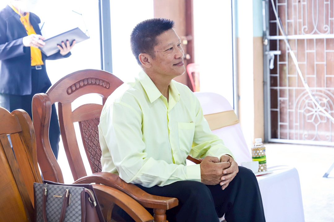 อบจ.ตาก สนับสนุนสื่อการเรียนการสอนแก่โรงเรียนแม่ปะวิทยาคม งบประมาณ 400,000 บาท