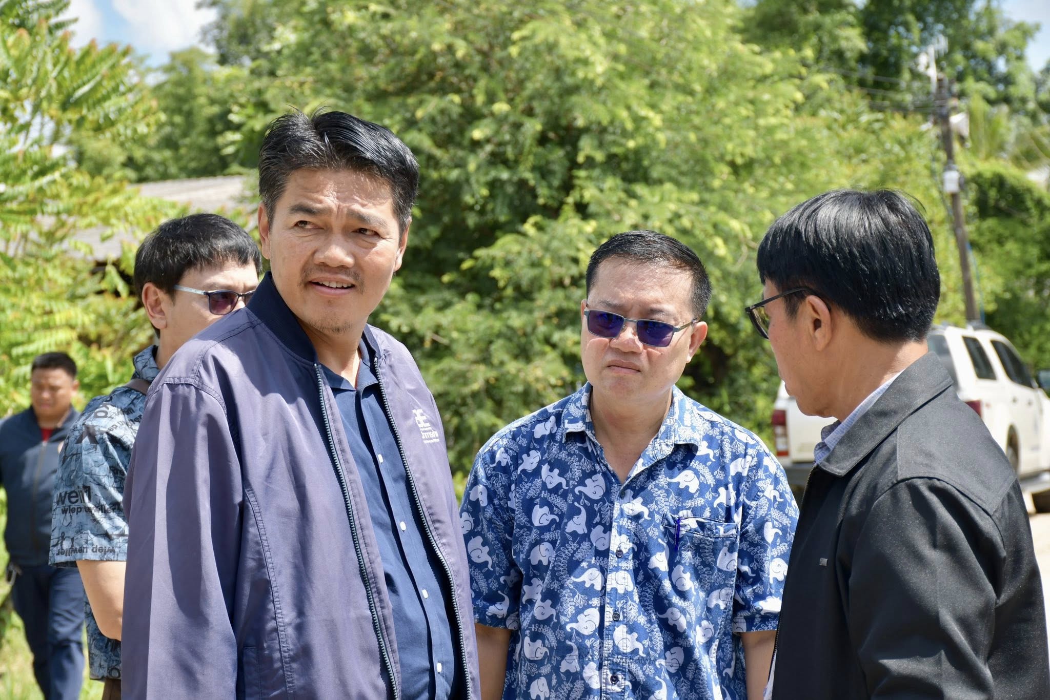 นายกจอย (นายก อบจ.ตาก) ให้ความอนุเคราะห์เครื่องสูบน้ำ แก้ไขปัญหาน้ำท่วมขังในพื้นที่ ต.วังหิน อ.เมืองตาก