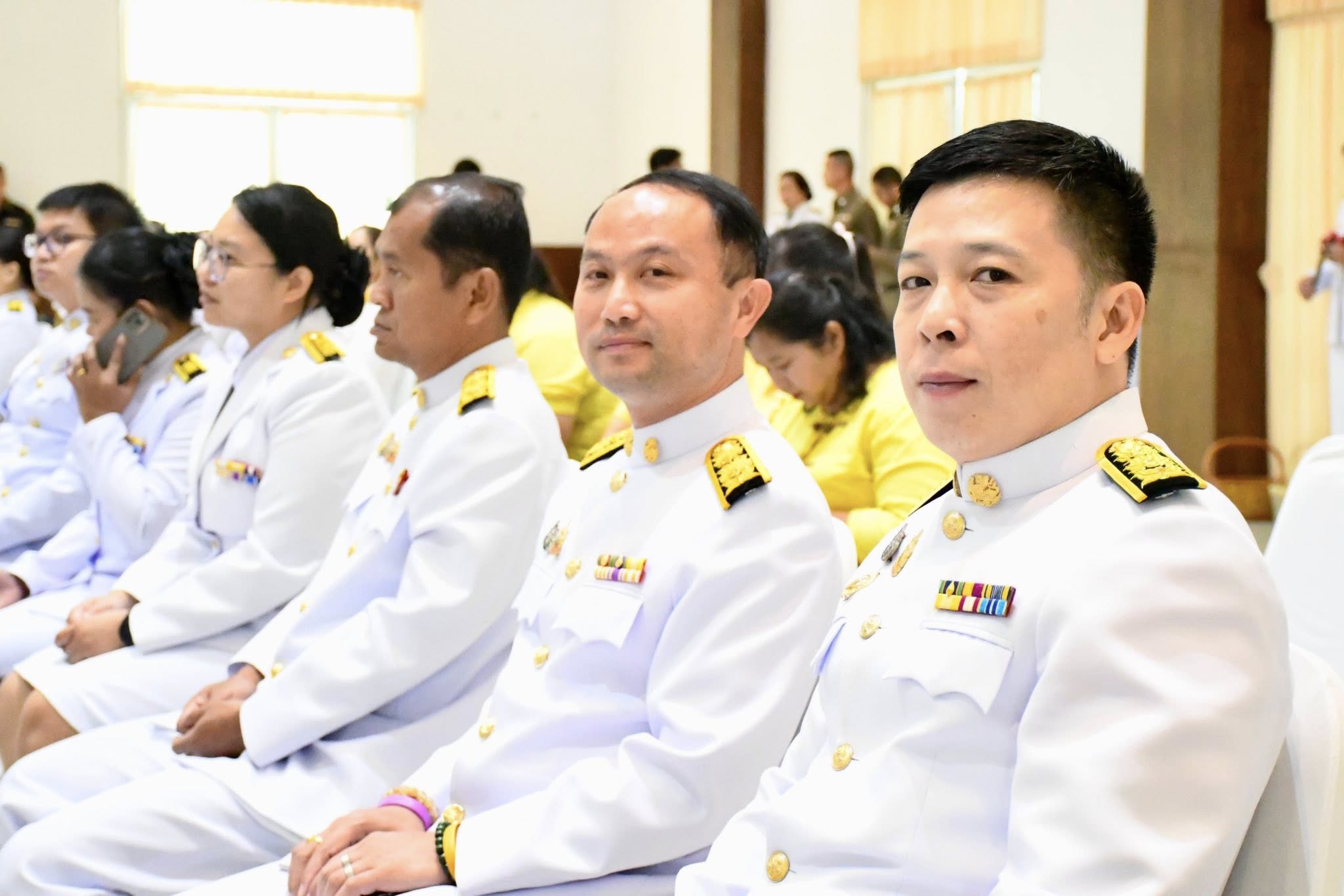 นายก อบจ.ตาก เข้าร่วมพิธีวางพวงมาลาถวายราชสักการะและถวายความเคารพ “วันนวมินทรมหาราช” 13 ตุลาคม 2568