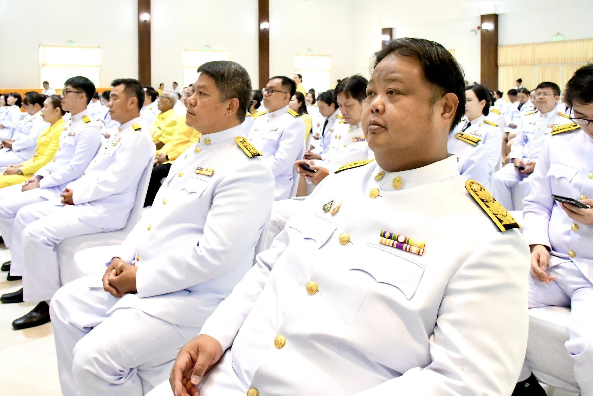 นายก อบจ.ตาก เข้าร่วมพิธีวางพวงมาลาถวายราชสักการะและถวายความเคารพ “วันนวมินทรมหาราช” 13 ตุลาคม 2568