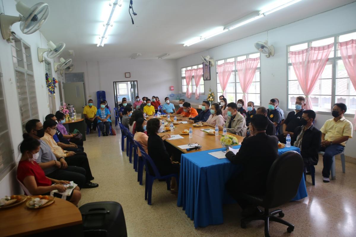 นายก อบจ.ตาก ลงพื้นที่ตรวจเยี่ยมและให้กำลังใจเจ้าหน้าที่ผู้ปฏิบัติงาน ณ โรงพยาบาลส่งเสริมสุขภาพตำบลบ้านปากห้วยไม้งาม อำเภอเมืองตาก จังหวัดตาก 