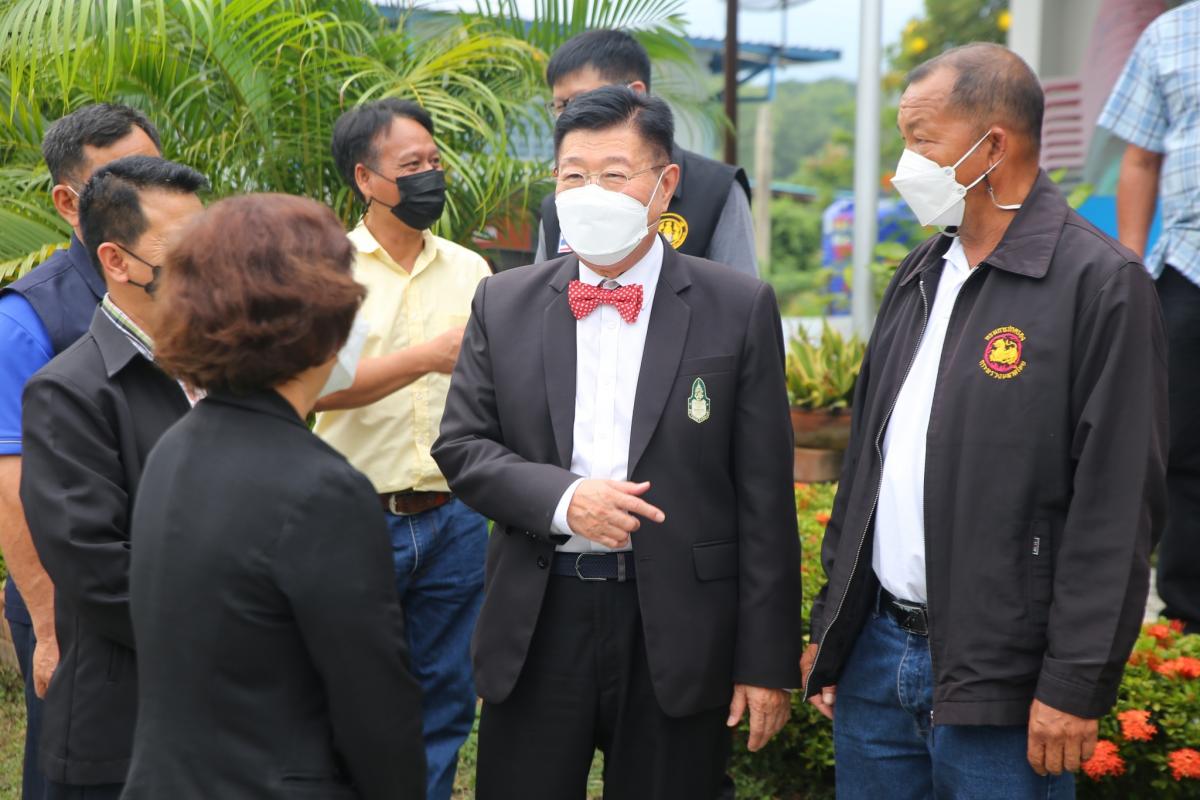 นายก อบจ.ตาก ลงพื้นที่ตรวจเยี่ยมและให้กำลังใจเจ้าหน้าที่ผู้ปฏิบัติงาน ณ โรงพยาบาลส่งเสริมสุขภาพตำบลบ้านปากห้วยไม้งาม อำเภอเมืองตาก จังหวัดตาก 