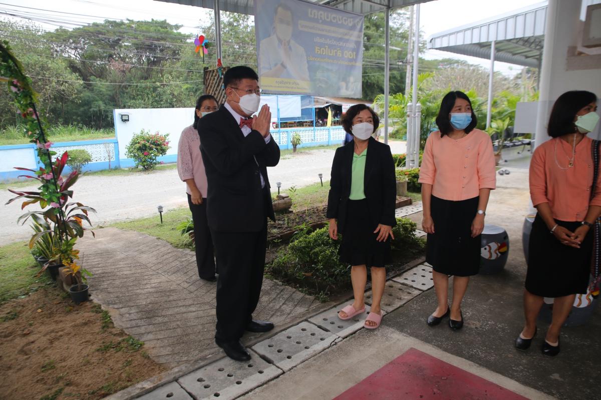 นายก อบจ.ตาก ลงพื้นที่ตรวจเยี่ยมและให้กำลังใจเจ้าหน้าที่ผู้ปฏิบัติงาน ณ โรงพยาบาลส่งเสริมสุขภาพตำบลบ้านปากห้วยไม้งาม อำเภอเมืองตาก จังหวัดตาก 