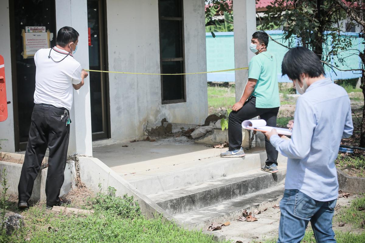 นายกองค์การบริหารส่วนจังหวัดตาก พร้อมด้วย คณะผู้บริหารและเจ้าหน้าที่ องค์การบริหารส่วนจังหวัดตาก ลงพื้นที่ตรวจเยี่ยมและให้กำลังใจเจ้าหน้าที่ผู้ปฏิบัติงาน ตามแผนการตรวจเยี่ยมพื้นที่ สถานีอนามัยเฉลิมพระเกียรติฯ และโรงพยาบาลส่งเสริมสุขภาพตำบล