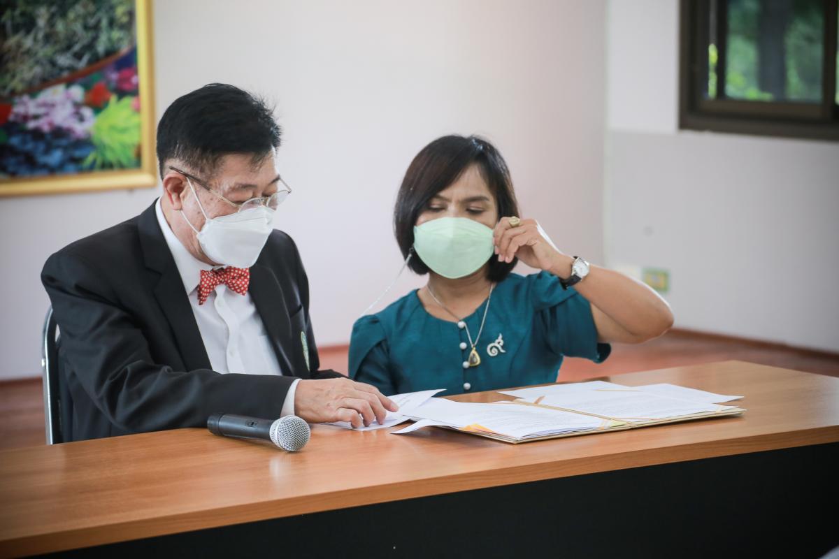 นายกองค์การบริหารส่วนจังหวัดตาก พร้อมด้วย คณะผู้บริหารและเจ้าหน้าที่ องค์การบริหารส่วนจังหวัดตาก ลงพื้นที่ตรวจเยี่ยมและให้กำลังใจเจ้าหน้าที่ผู้ปฏิบัติงาน ตามแผนการตรวจเยี่ยมพื้นที่ สถานีอนามัยเฉลิมพระเกียรติฯ และโรงพยาบาลส่งเสริมสุขภาพตำบล