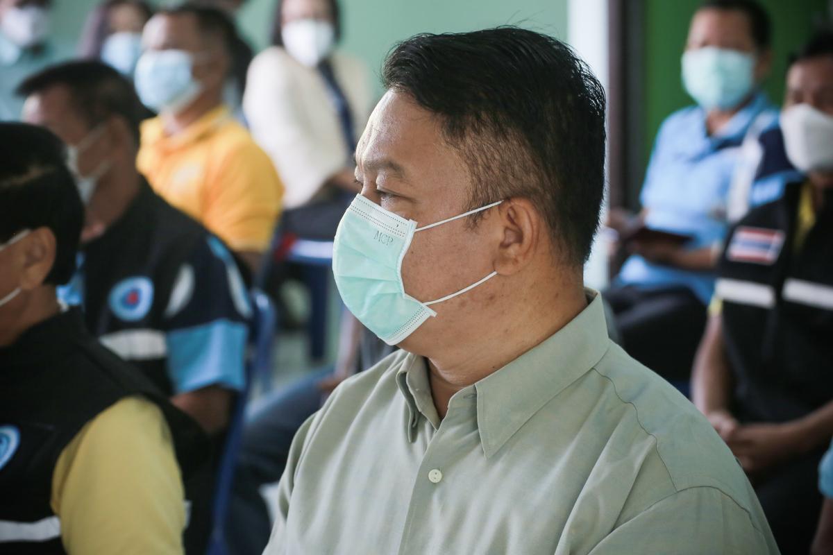 นายกองค์การบริหารส่วนจังหวัดตาก พร้อมด้วย คณะผู้บริหารและเจ้าหน้าที่ องค์การบริหารส่วนจังหวัดตาก ลงพื้นที่ตรวจเยี่ยมและให้กำลังใจเจ้าหน้าที่ผู้ปฏิบัติงาน ตามแผนการตรวจเยี่ยมพื้นที่ สถานีอนามัยเฉลิมพระเกียรติฯ และโรงพยาบาลส่งเสริมสุขภาพตำบล