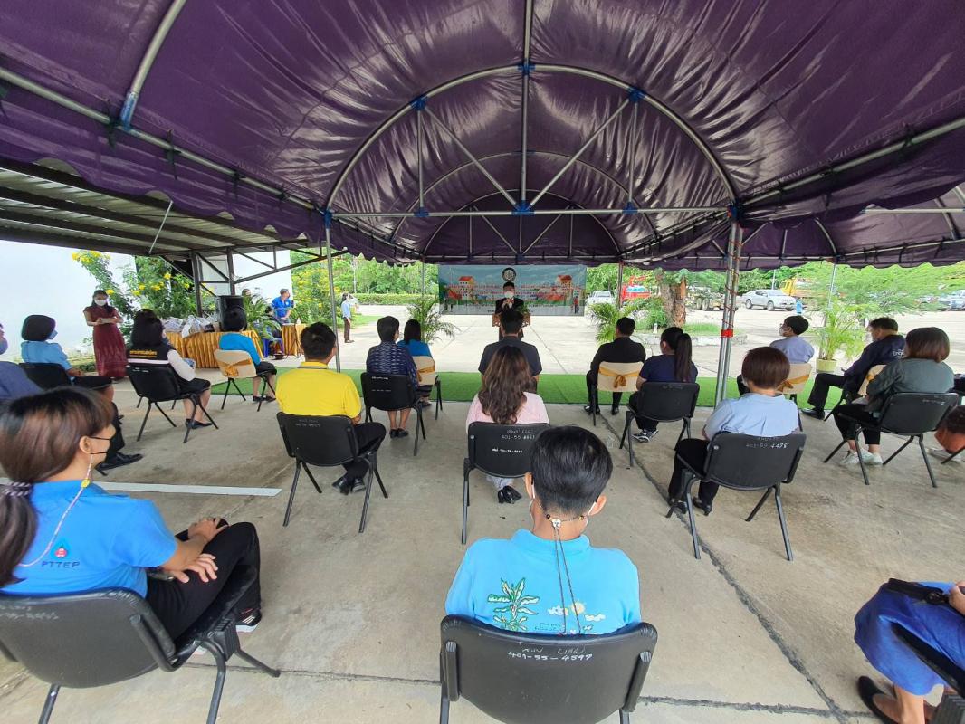 นายกองค์การบริหารส่วนจังหวัดตาก เป็นประธานในพิธีเปิดโครงการบริหารจัดการขยะมูลฝอยรวมและของเสียอันตรายชุมชน ประจำปีงบประมาณ พ.ศ. 2565