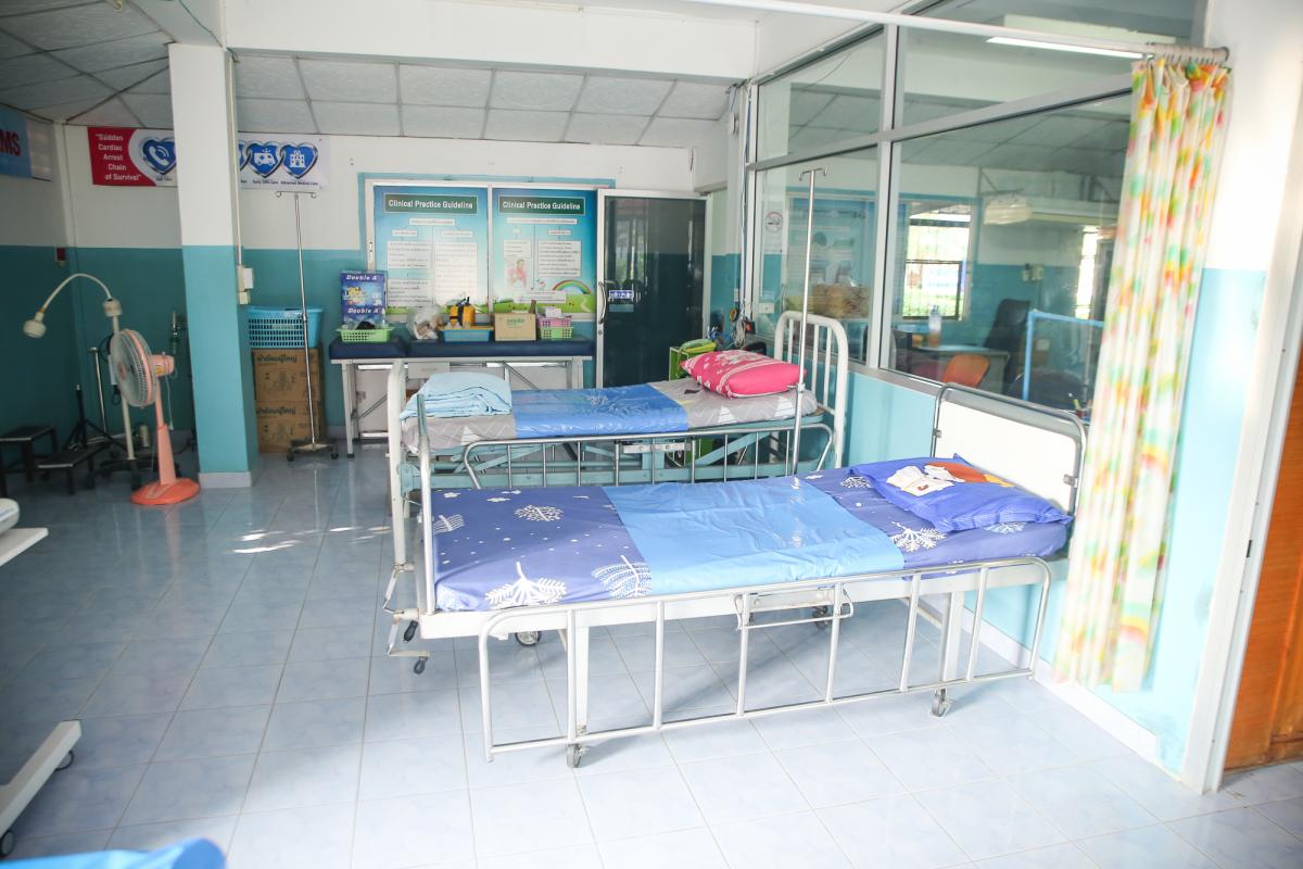 นายกองค์การบริหารส่วนจังหวัดตาก พร้อมด้วย คณะผู้บริหารและเจ้าหน้าที่ องค์การบริหารส่วนจังหวัดตาก ลงพื้นที่ตรวจเยี่ยมและให้กำลังใจเจ้าหน้าที่ผู้ปฏิบัติงาน ตามแผนการตรวจเยี่ยมพื้นที่ สถานีอนามัยเฉลิมพระเกียรติฯ และโรงพยาบาลส่งเสริมสุขภาพตำบล