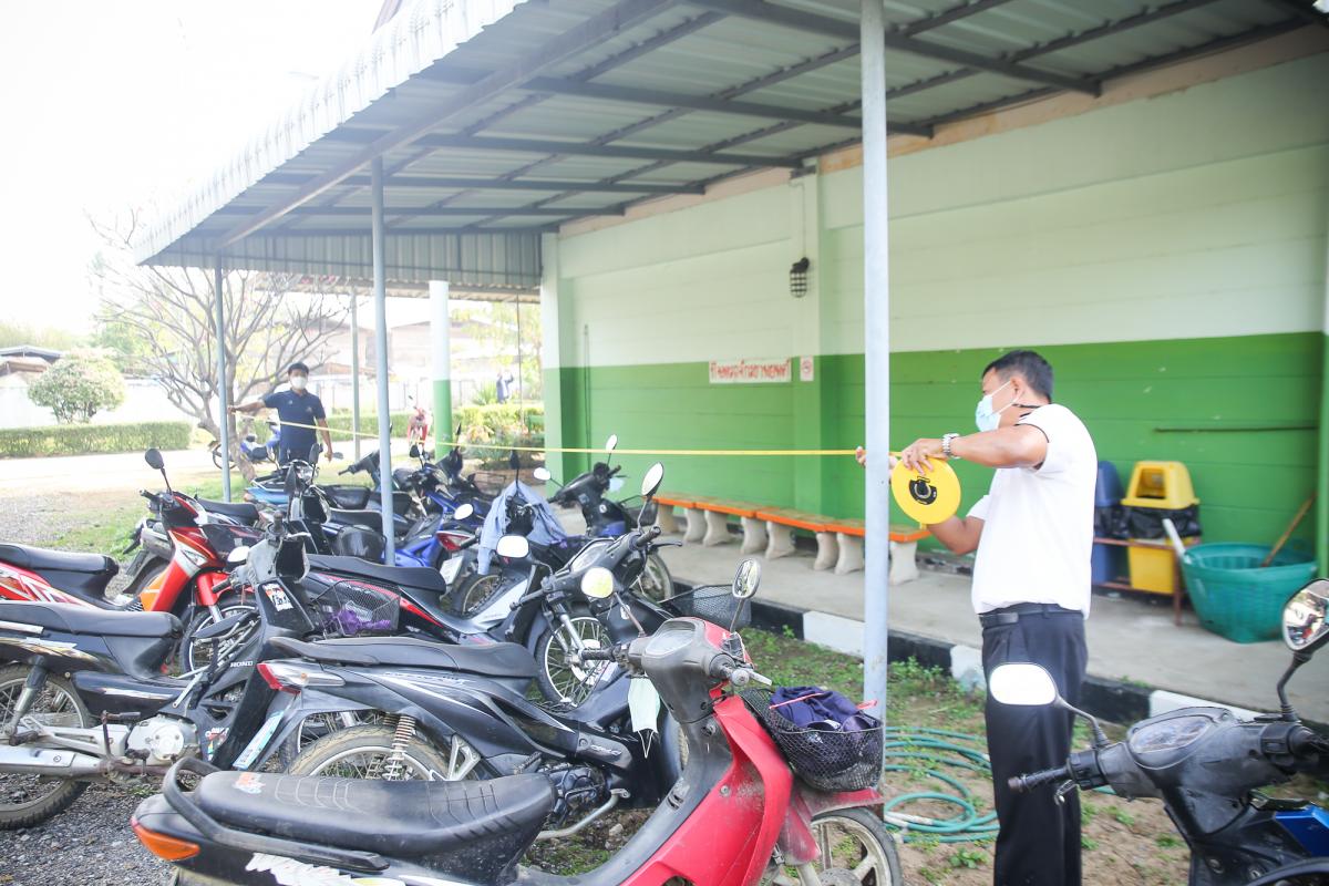 นายกองค์การบริหารส่วนจังหวัดตาก พร้อมด้วย คณะผู้บริหารและเจ้าหน้าที่ องค์การบริหารส่วนจังหวัดตาก ลงพื้นที่ตรวจเยี่ยมและให้กำลังใจเจ้าหน้าที่ผู้ปฏิบัติงาน ตามแผนการตรวจเยี่ยมพื้นที่ สถานีอนามัยเฉลิมพระเกียรติฯ และโรงพยาบาลส่งเสริมสุขภาพตำบล