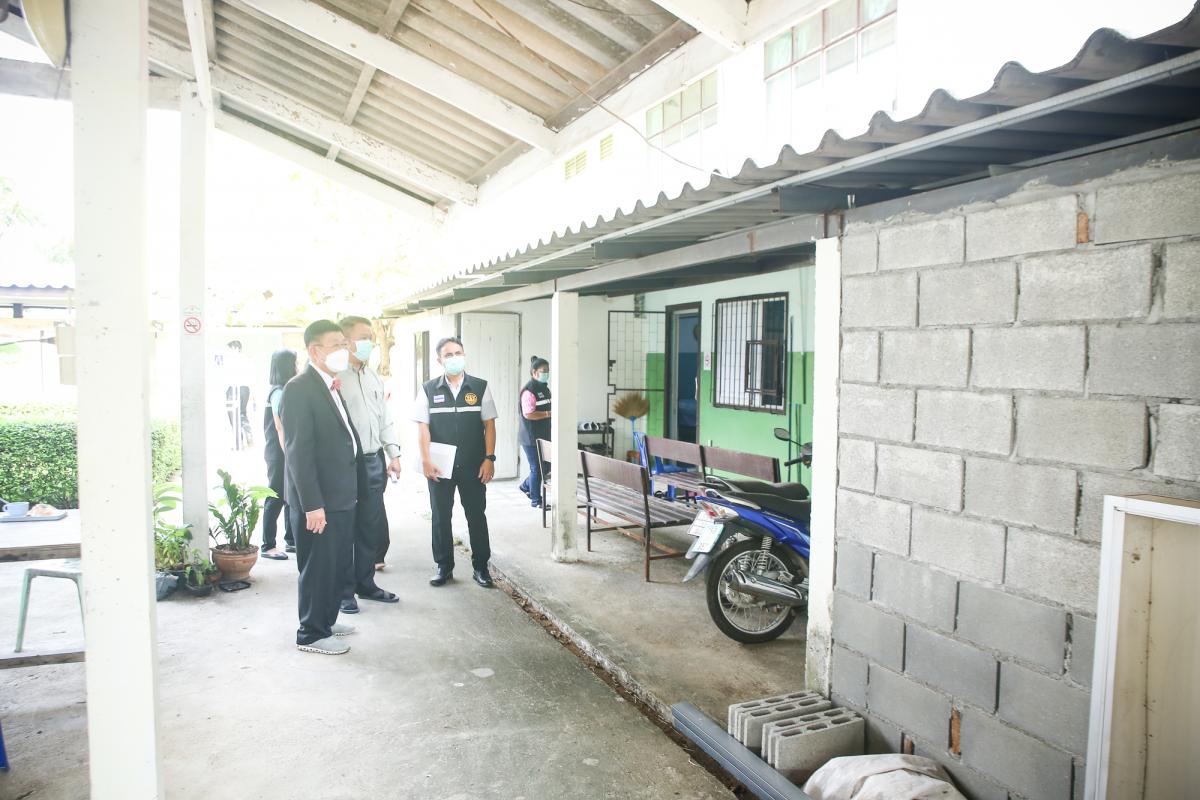 นายกองค์การบริหารส่วนจังหวัดตาก พร้อมด้วย คณะผู้บริหารและเจ้าหน้าที่ องค์การบริหารส่วนจังหวัดตาก ลงพื้นที่ตรวจเยี่ยมและให้กำลังใจเจ้าหน้าที่ผู้ปฏิบัติงาน ตามแผนการตรวจเยี่ยมพื้นที่ สถานีอนามัยเฉลิมพระเกียรติฯ และโรงพยาบาลส่งเสริมสุขภาพตำบล