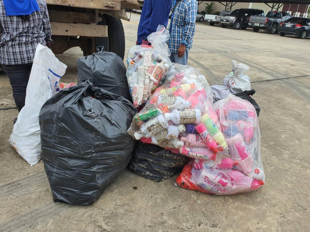 นายกองค์การบริหารส่วนจังหวัดตาก เป็นประธานในพิธีเปิดโครงการบริหารจัดการขยะมูลฝอยรวมและของเสียอันตรายชุมชน ประจำปีงบประมาณ พ.ศ. 2565