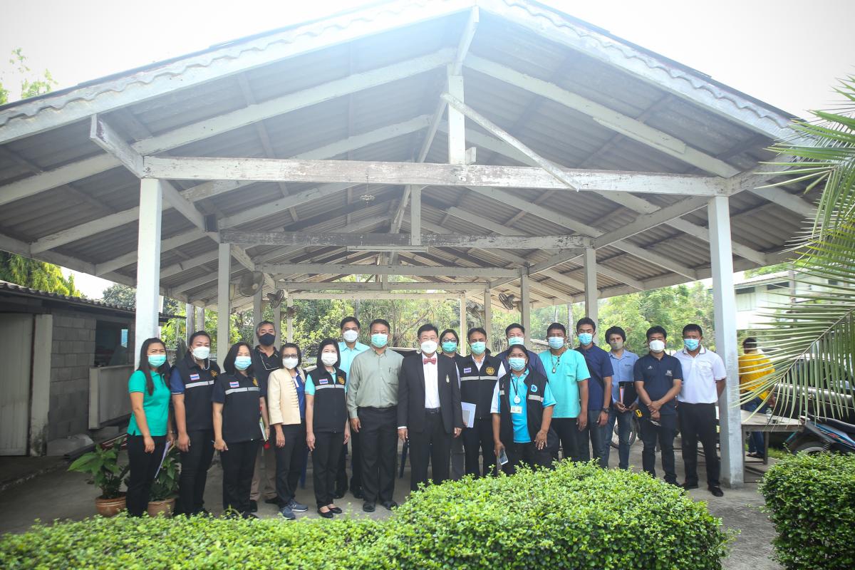 นายกองค์การบริหารส่วนจังหวัดตาก พร้อมด้วย คณะผู้บริหารและเจ้าหน้าที่ องค์การบริหารส่วนจังหวัดตาก ลงพื้นที่ตรวจเยี่ยมและให้กำลังใจเจ้าหน้าที่ผู้ปฏิบัติงาน ตามแผนการตรวจเยี่ยมพื้นที่ สถานีอนามัยเฉลิมพระเกียรติฯ และโรงพยาบาลส่งเสริมสุขภาพตำบล