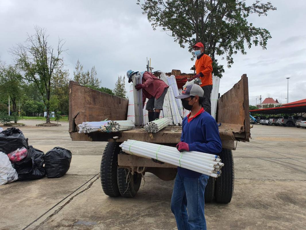 นายกองค์การบริหารส่วนจังหวัดตาก เป็นประธานในพิธีเปิดโครงการบริหารจัดการขยะมูลฝอยรวมและของเสียอันตรายชุมชน ประจำปีงบประมาณ พ.ศ. 2565