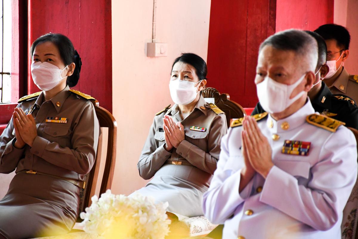 นายณัฐวุฒิ ทวีเกื้อกูลกิจ นายกองค์การบริหารส่วนจังหวัดตาก มอบหมายให้ นางวันทนา วิรัชเกษม รองปลัดองค์การบริหารส่วนจังหวัดตาก เป็นผู้แทนเข้าร่วมพิธีถวายภัตตาหารเพลและสิ่งของพระราชทาน แด่พระภิกษุสามเณร ในการสอบบาลีสนามหลวง