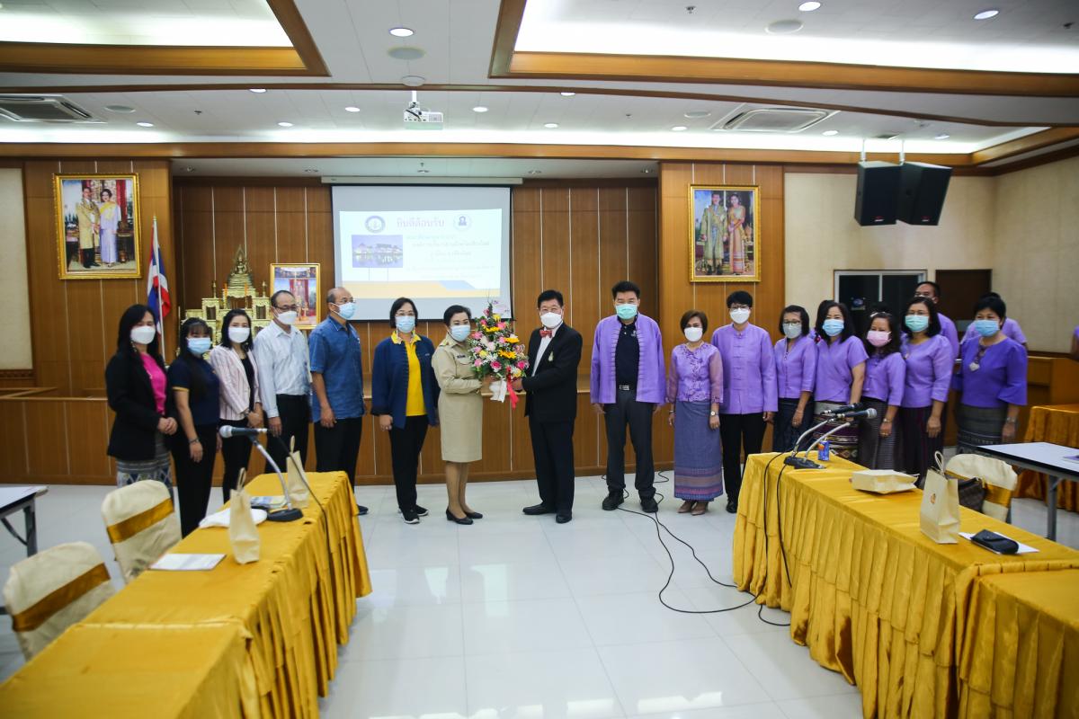 นายณัฐวุฒิ ทวีเกื้อกูลกิจ นายกองค์การบริหารส่วนจังหวัดตาก ร่วมต้อนรับและแสดงความยินดี กับนางสาวเปรมกมล ธีโรภาส รองปลัดองค์การบริหารส่วนจังหวัดเชียงใหม่