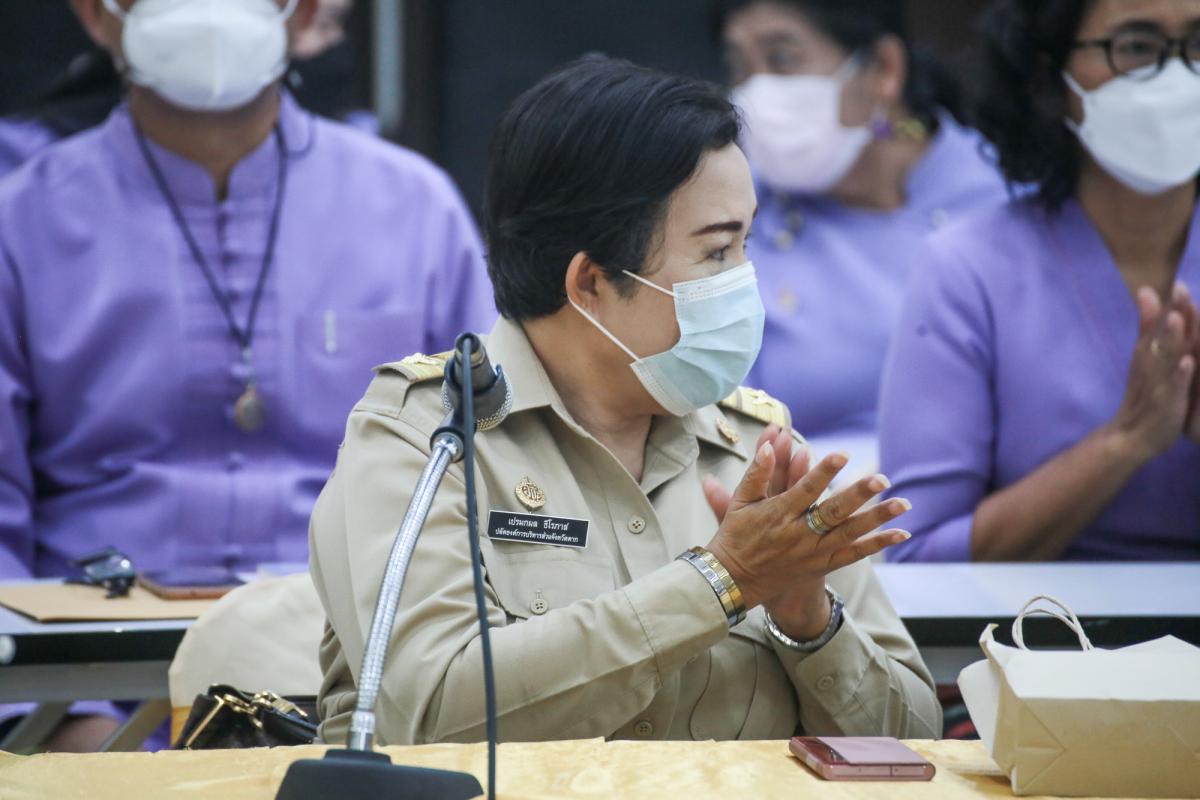 นายณัฐวุฒิ ทวีเกื้อกูลกิจ นายกองค์การบริหารส่วนจังหวัดตาก ร่วมต้อนรับและแสดงความยินดี กับนางสาวเปรมกมล ธีโรภาส รองปลัดองค์การบริหารส่วนจังหวัดเชียงใหม่