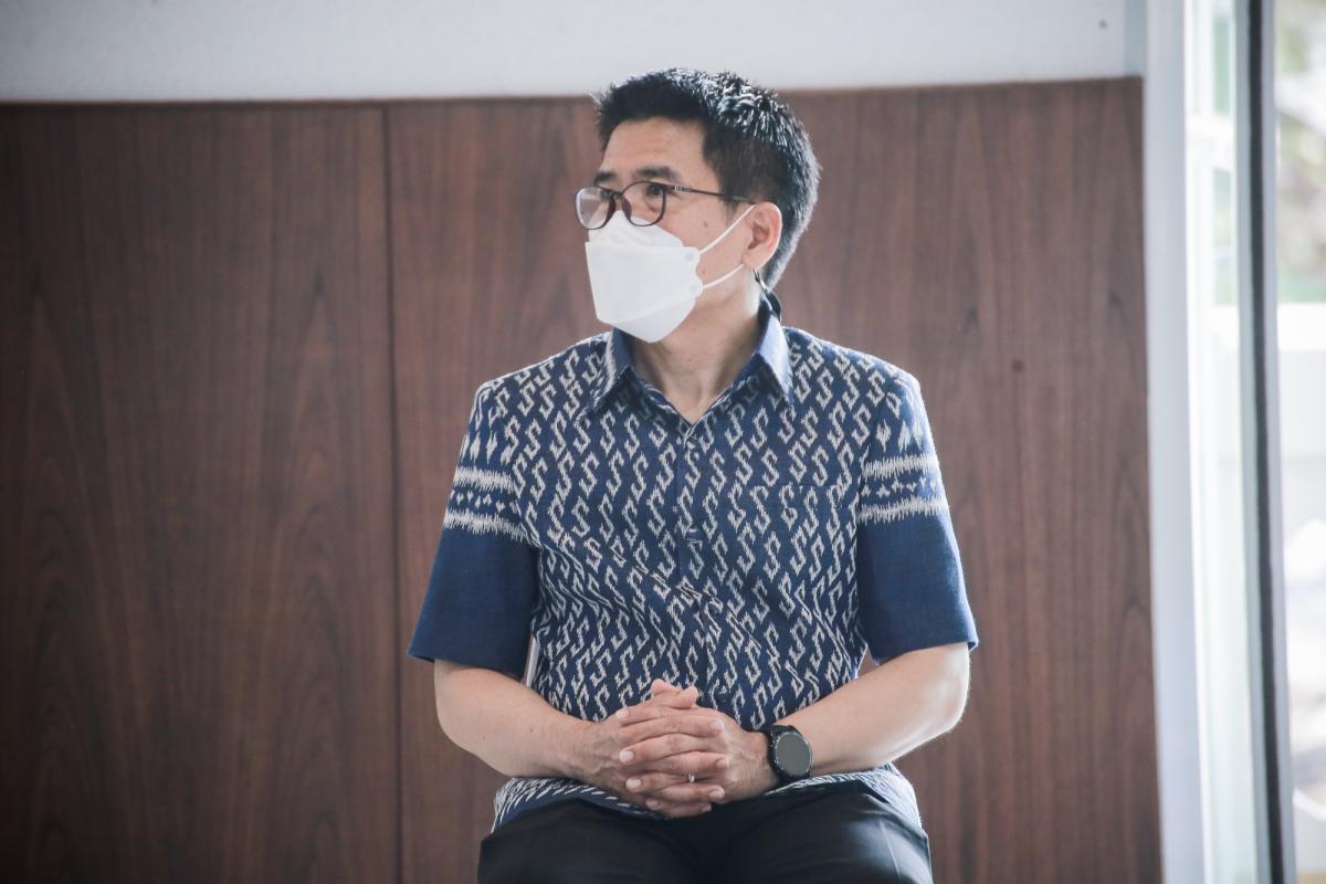 ายกองค์การบริหารส่วนจังหวัดตาก มอบหมายให้ นายฑีฆะพล ทวีเกื้อกูลกิจ รองนายกองค์การบริหารส่วนจังหวัดตาก ร่วมเป็นเกียรติในงานโครงการล้านโดส ล้านใจ ล้านความห่วงใยเพื่อชาวตาก