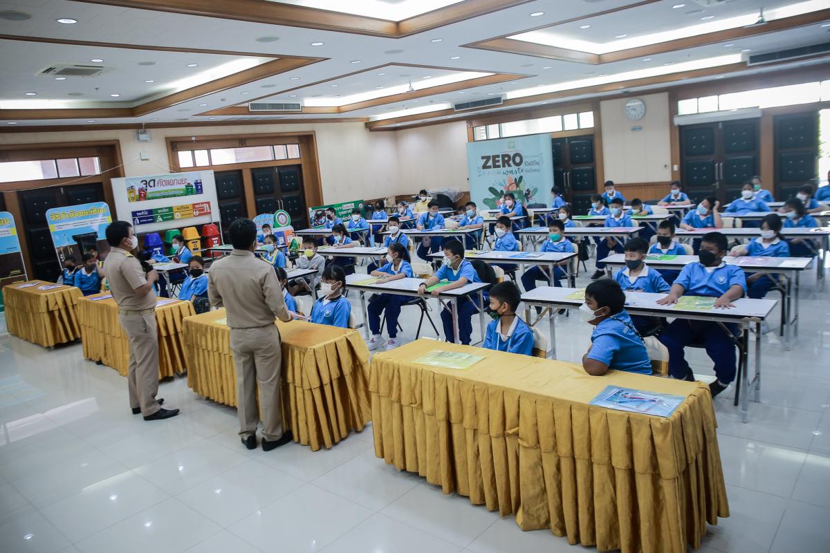 นายกองค์การบริหารส่วนจังหวัดตาก เป็นประธานเปิดโครงการจัดการขยะแบบมีส่วนร่วมตามหลัก 3rs ให้กับกลุ่มนักเรียนโรงเรียนอนุบาลตาก รุ่นที่ 1 จำนวน 50 คน