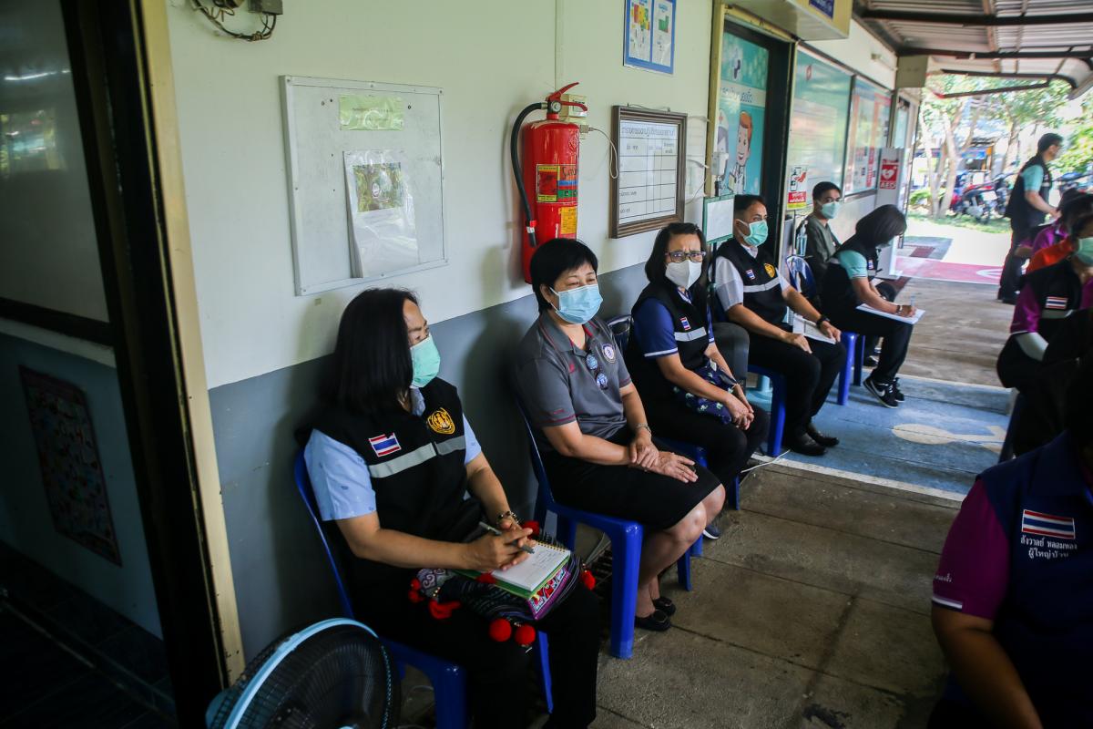 นายก อบจ.ตาก ลงพื้นที่ตรวจเยี่ยมและให้กำลังใจเจ้าหน้าที่ผู้ปฏิบัติงาน ณ โรงพยาบาลส่งเสริมสุขภาพตำบลสมอโคน และโรงพยาบาลส่งเสริมสุขภาพตำบลบ้านหนองงิ้ว อำเภอบ้านตาก จังหวัดตาก