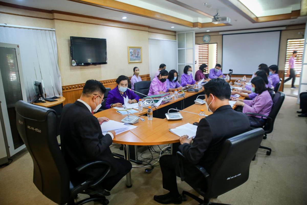 การประชุมปรึกษาหารือเตรียมความพร้อมการจัดงานบันทึกสถิติโลกไม้กลายเป็นหินที่ยาวที่สุดในโลก Guinness World Records (GWR)