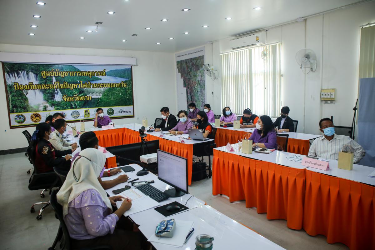 นายก อบจ.ตาก ในฐานะ ผู้อำนวยการอุทยานธรณีไม้กลายเป็นหินตาก เข้าร่วมการประชุมหารือเตรียมความพร้อมการจัดงานบันทึกสถิติโลกไม้กลายเป็นหินที่ยาวที่สุดในโลก Guinness World Records (GWR)