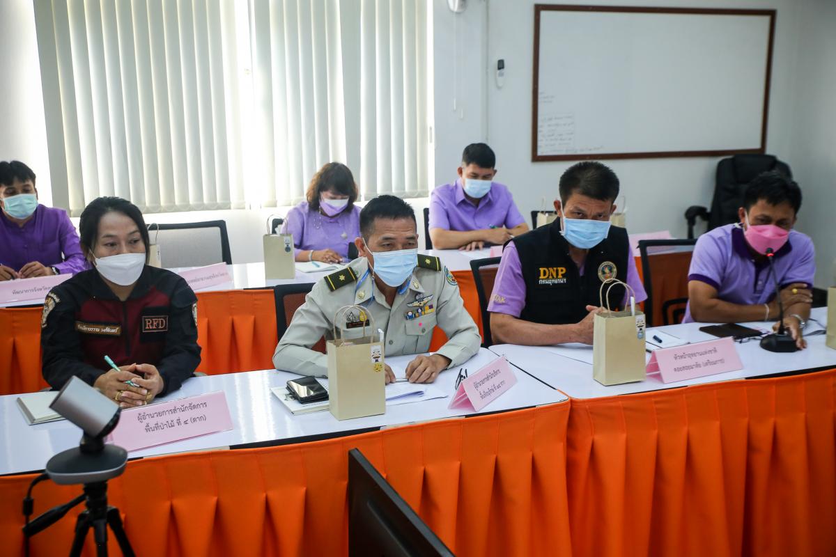 นายก อบจ.ตาก ในฐานะ ผู้อำนวยการอุทยานธรณีไม้กลายเป็นหินตาก เข้าร่วมการประชุมหารือเตรียมความพร้อมการจัดงานบันทึกสถิติโลกไม้กลายเป็นหินที่ยาวที่สุดในโลก Guinness World Records (GWR)