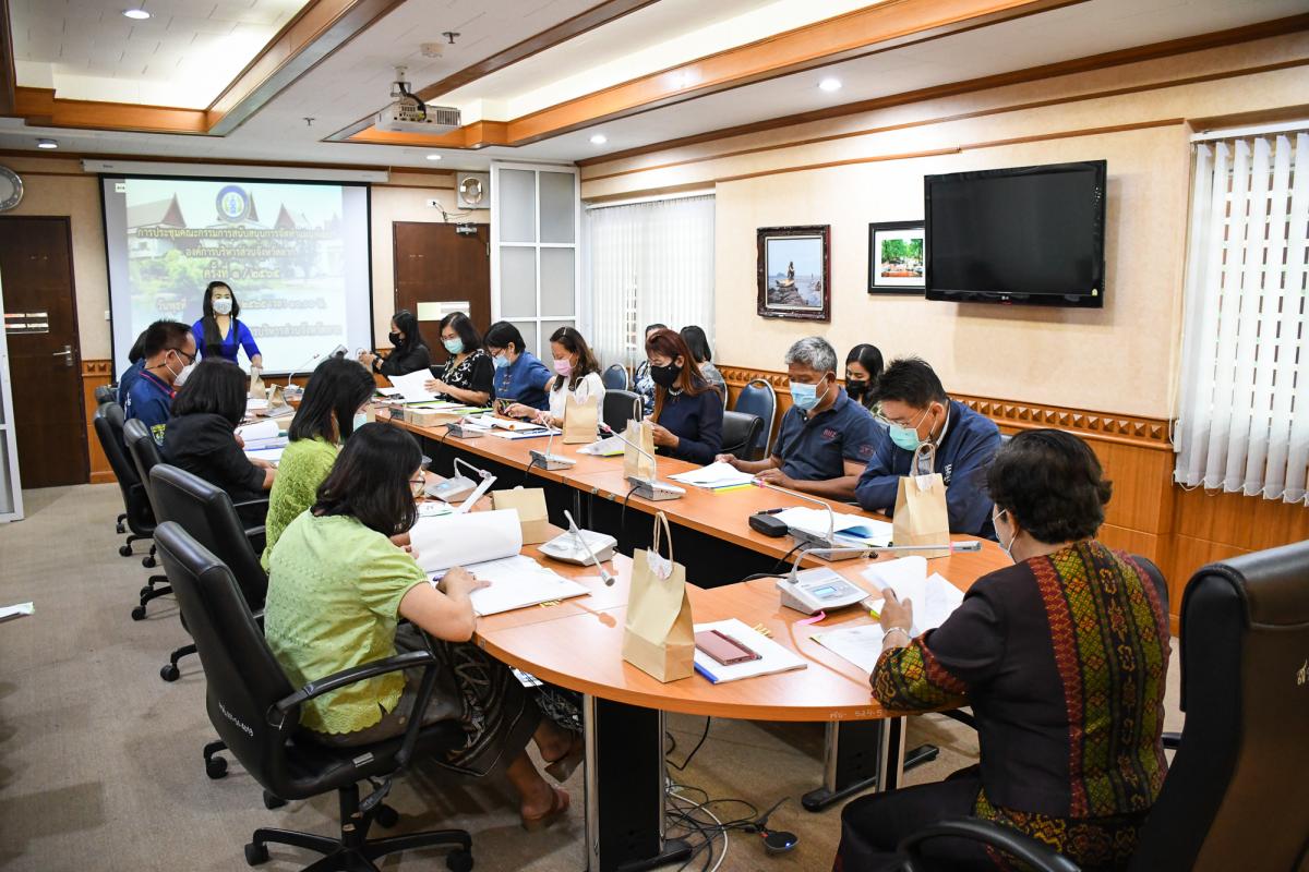 นางสาวเปรมกมล ธีโรภาส ปลัดองค์การบริหารส่วนจังหวัดตากเป็นประธานการประชุมคณะกรรมการสนับสนุนการจัดทำแผนพัฒนาองค์การบริหารส่วนจังหวัดตาก ครั้งที่ 1/2565