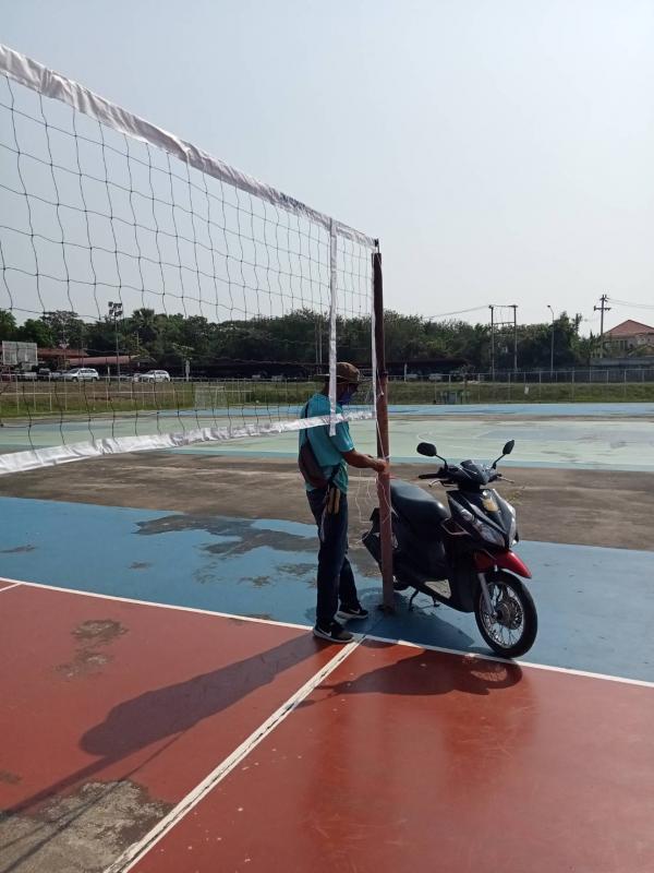 นายกองค์การบริหารส่วนจังหวัดตาก ได้มอบหมายให้เจ้าหน้าที่ กองการศึกษา ศาสนาและวัฒนธรรม ดำเนินการทำความสะอาด และปรับปรุงพื้นที่บริเวณโดยรอบของสนามกีฬา