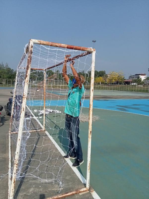 นายกองค์การบริหารส่วนจังหวัดตาก ได้มอบหมายให้เจ้าหน้าที่ กองการศึกษา ศาสนาและวัฒนธรรม ดำเนินการทำความสะอาด และปรับปรุงพื้นที่บริเวณโดยรอบของสนามกีฬา